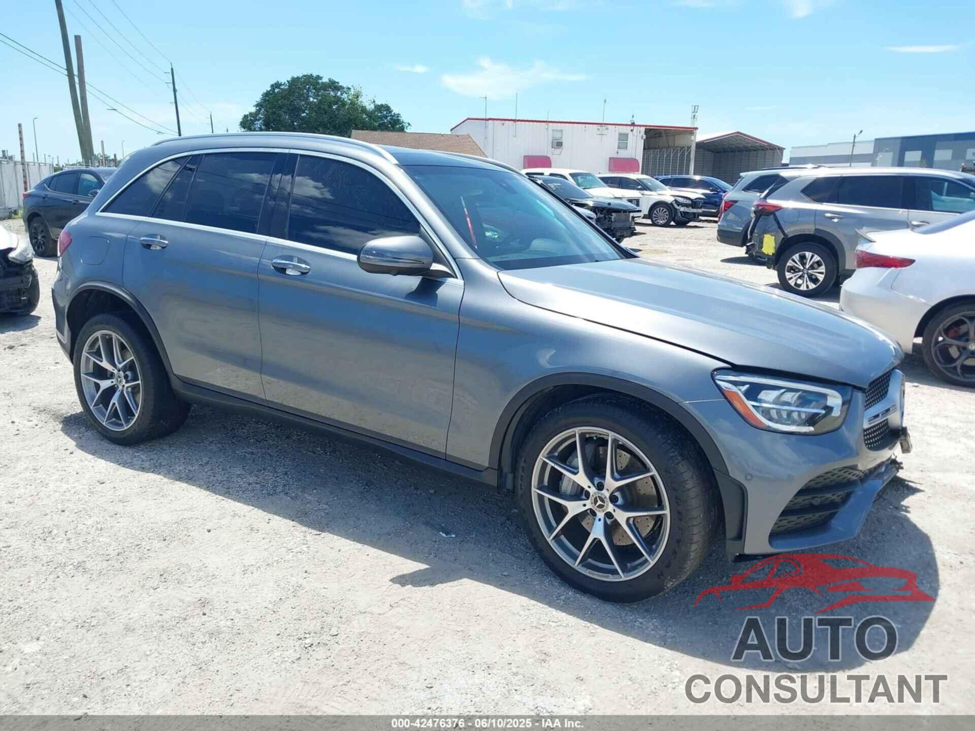 MERCEDES-BENZ GLC 300 2020 - W1N0G8DB8LF780474