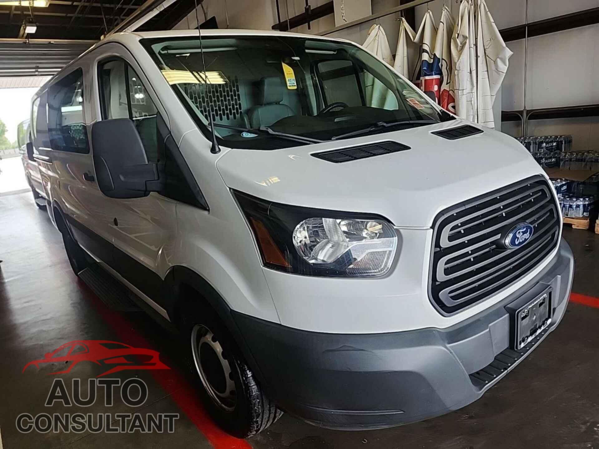 FORD TRANSIT 2018 - 1FTYE1YM1JKB52182