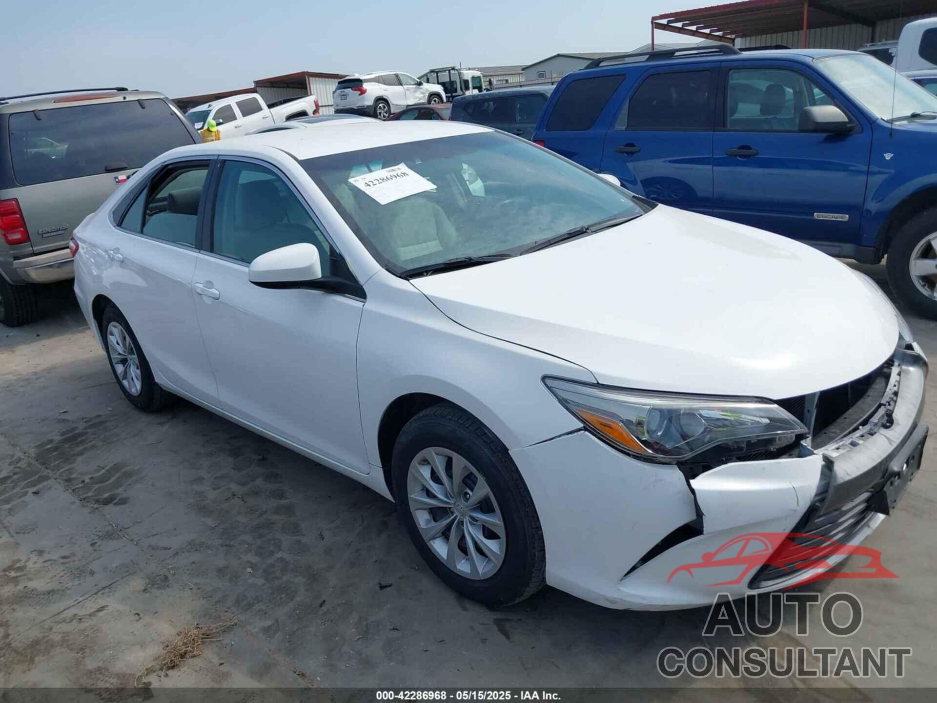 TOYOTA CAMRY 2016 - 4T4BF1FK7GR536583