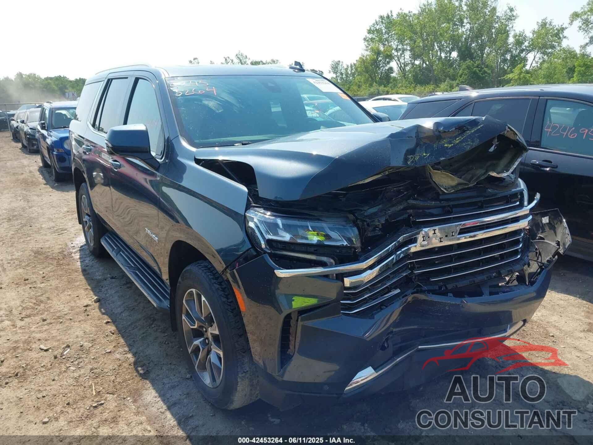 CHEVROLET TAHOE 2021 - 1GNSKNKD8MR102008