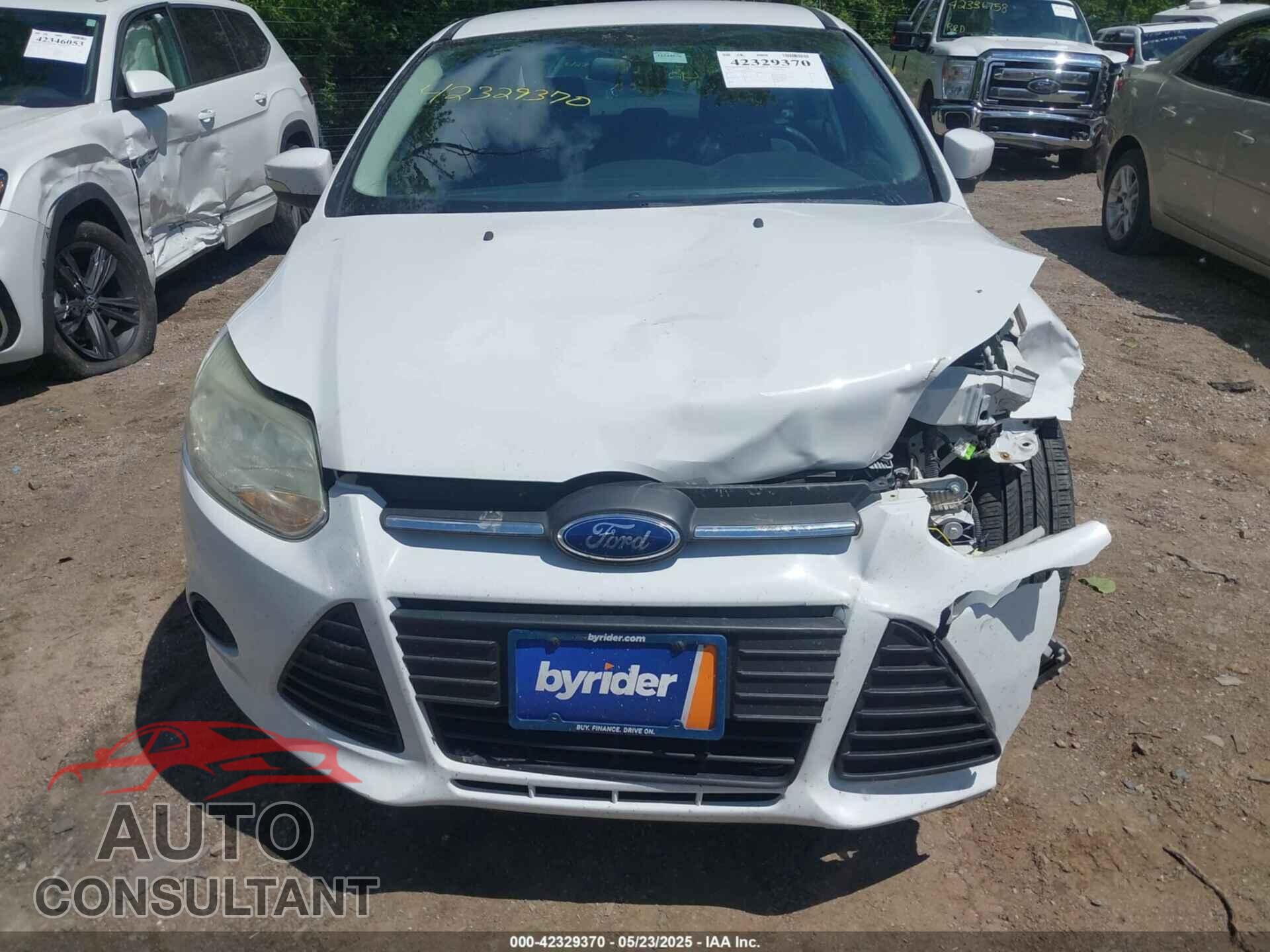 FORD FOCUS 2014 - 1FADP3F27EL128559