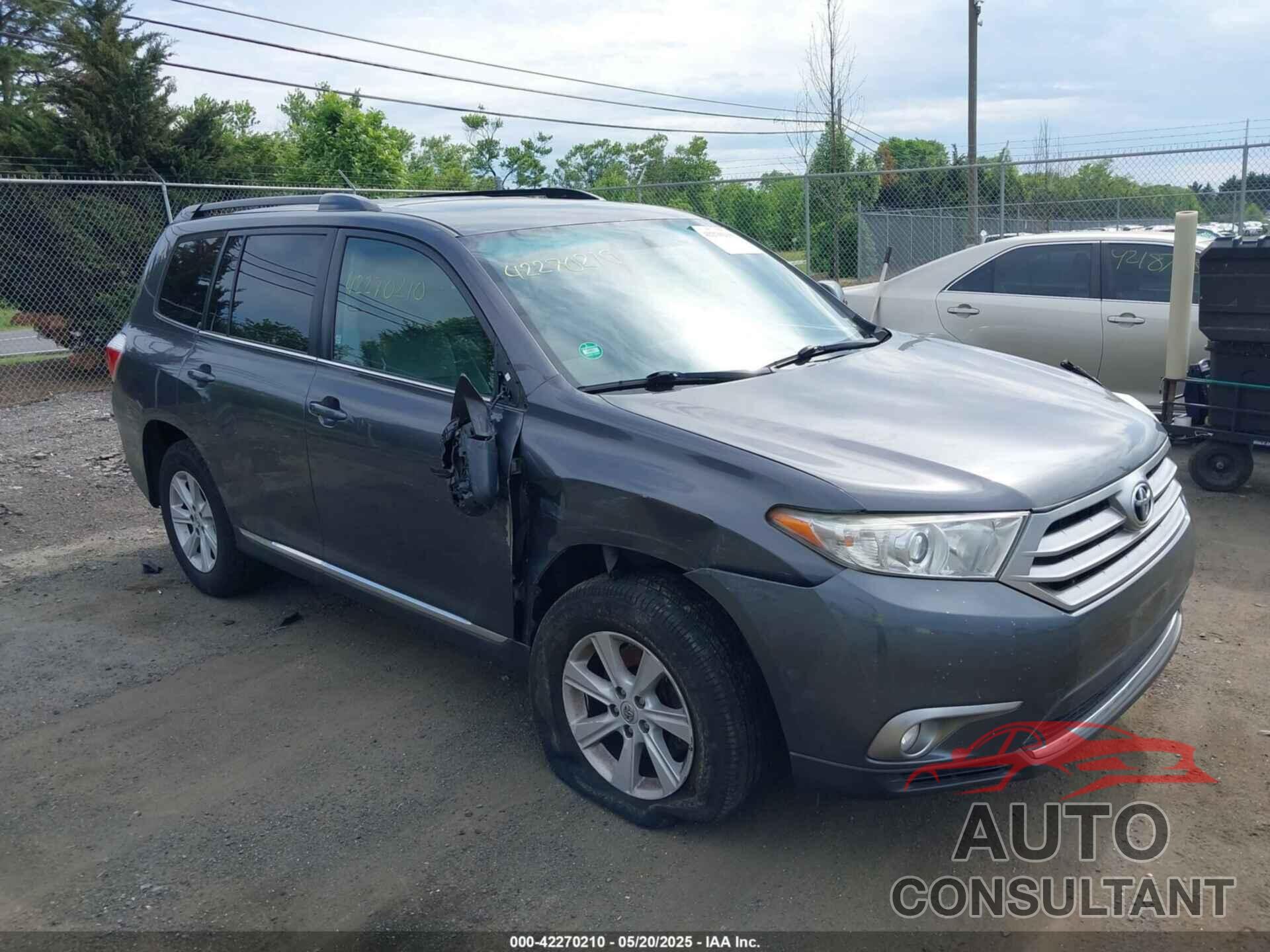 TOYOTA HIGHLANDER 2013 - 5TDBK3EHXDS229002