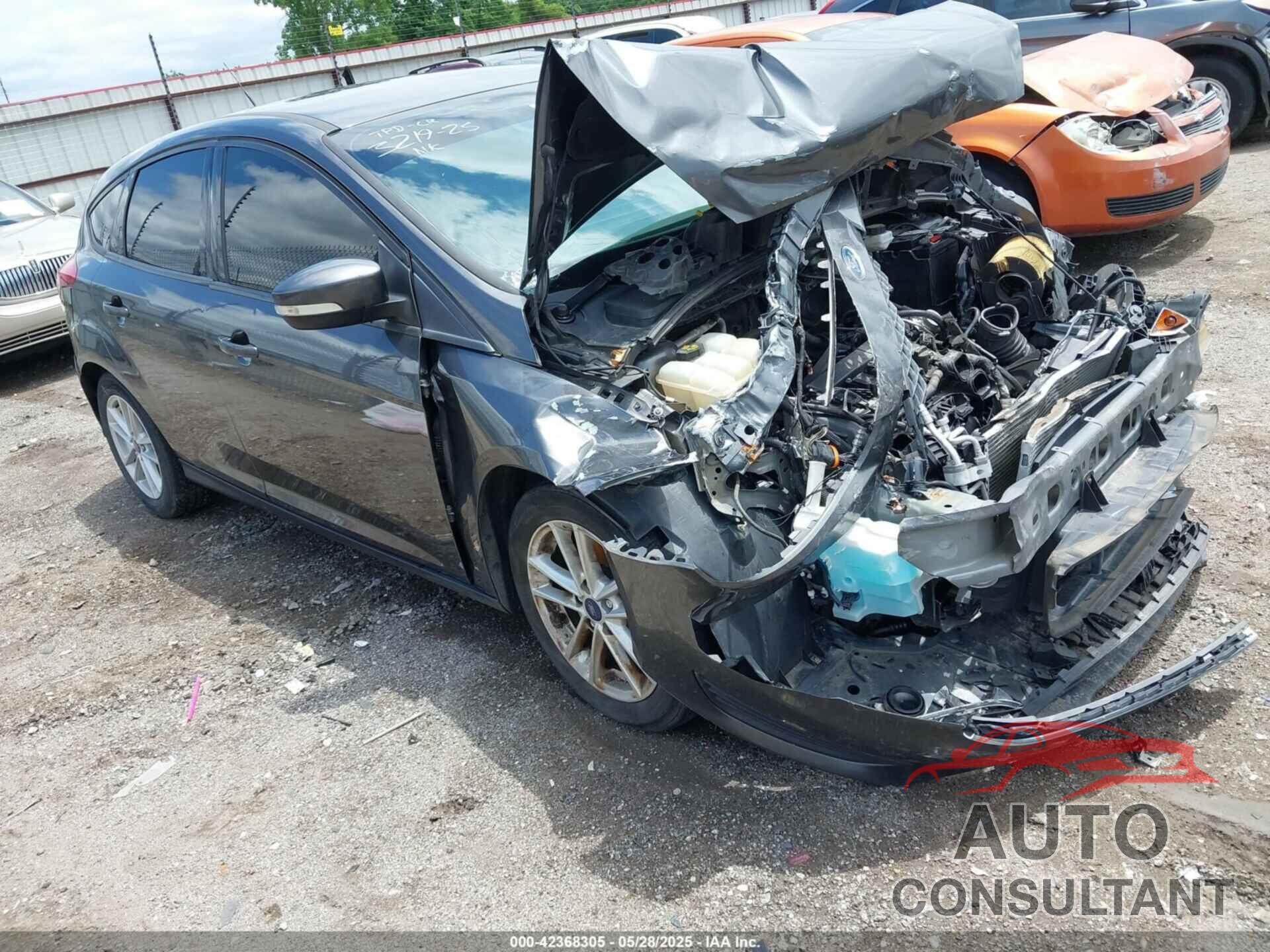 FORD FOCUS 2017 - 1FADP3K20HL325017