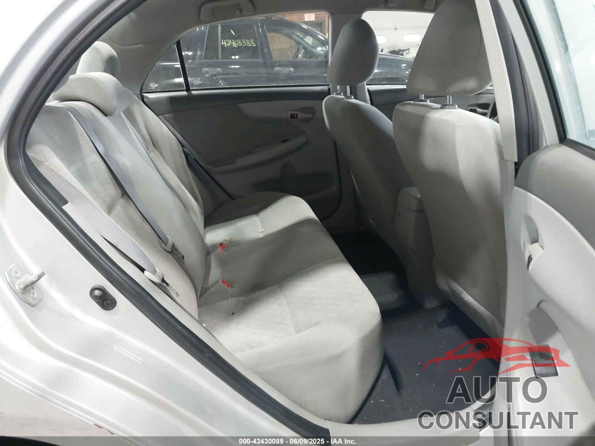 TOYOTA COROLLA 2009 - 1NXBU40E39Z037254