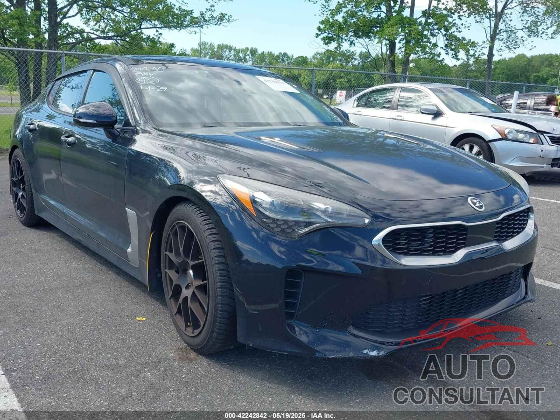 KIA STINGER 2018 - KNAE25LAXJ6014856