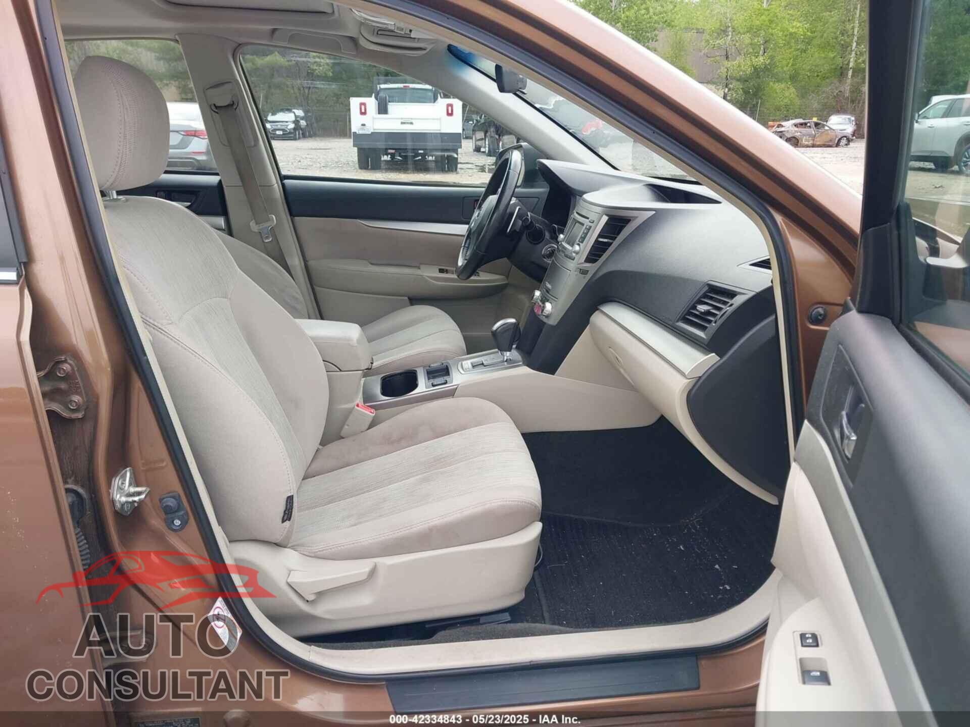 SUBARU LEGACY 2013 - 4S3BMEH67D2032571