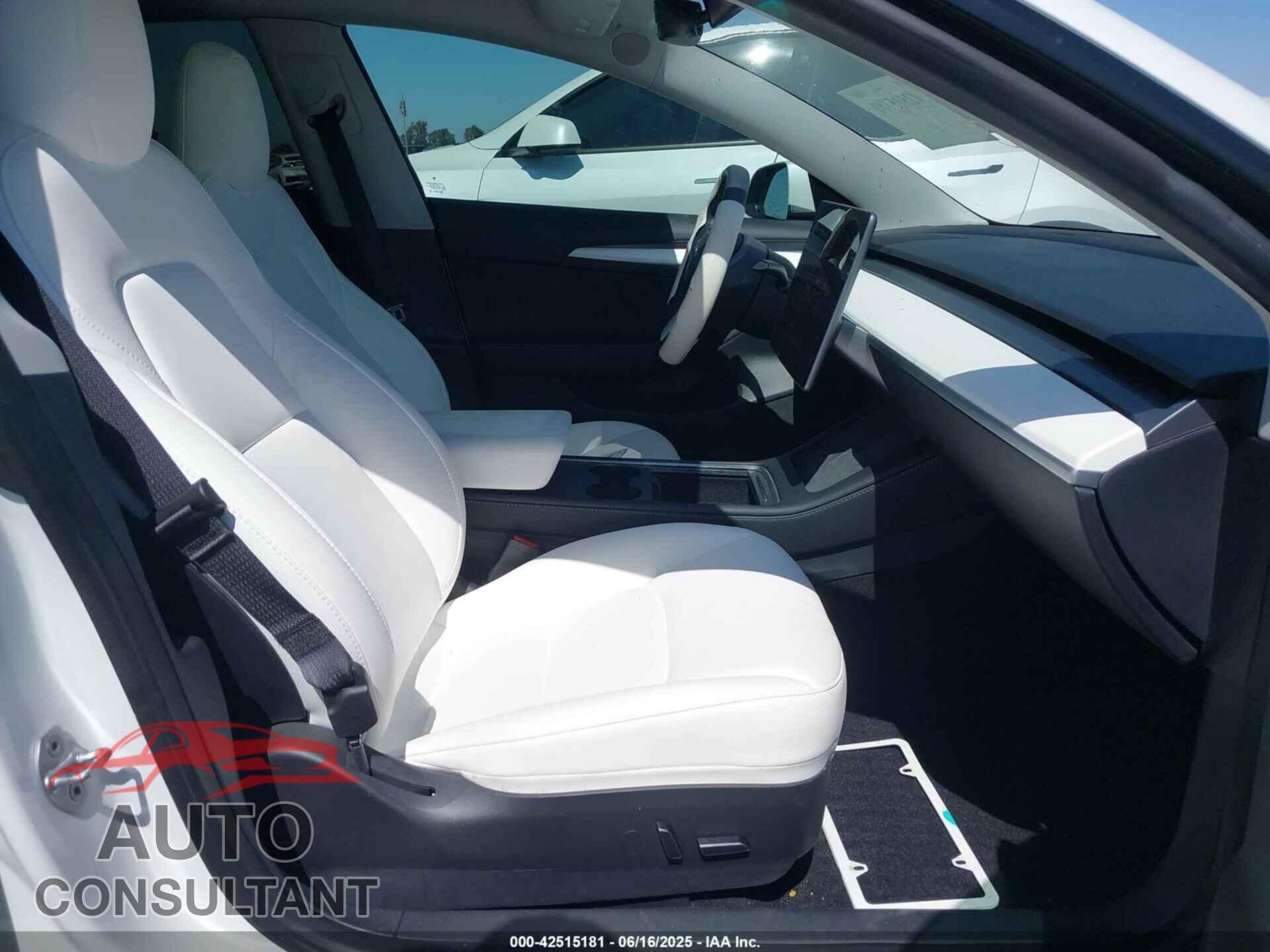 TESLA MODEL 3 2023 - 5YJ3E1EA5PF517893