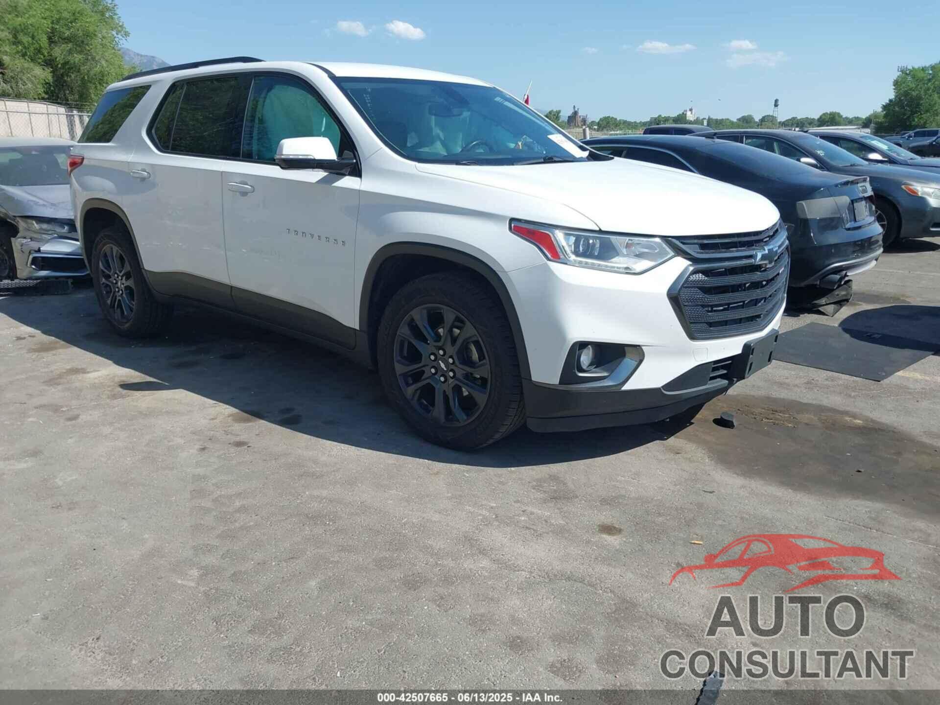 CHEVROLET TRAVERSE 2019 - 1GNEVJKW9KJ151230