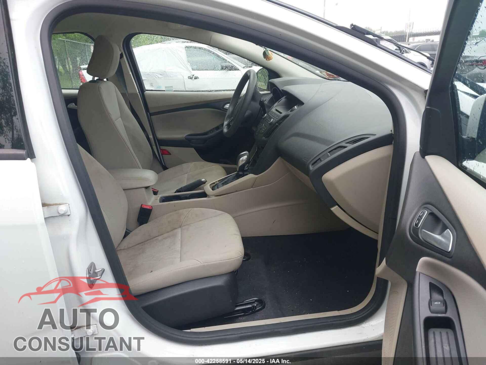 FORD FOCUS 2016 - 1FADP3K29GL354594