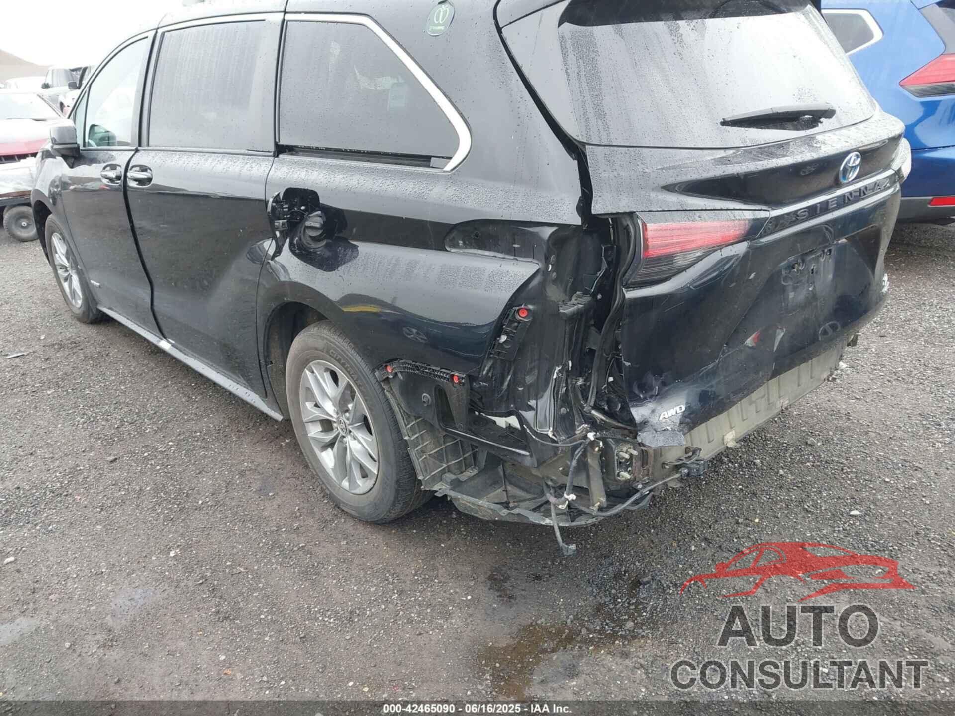 TOYOTA SIENNA 2021 - 5TDYSKFC4MS017574