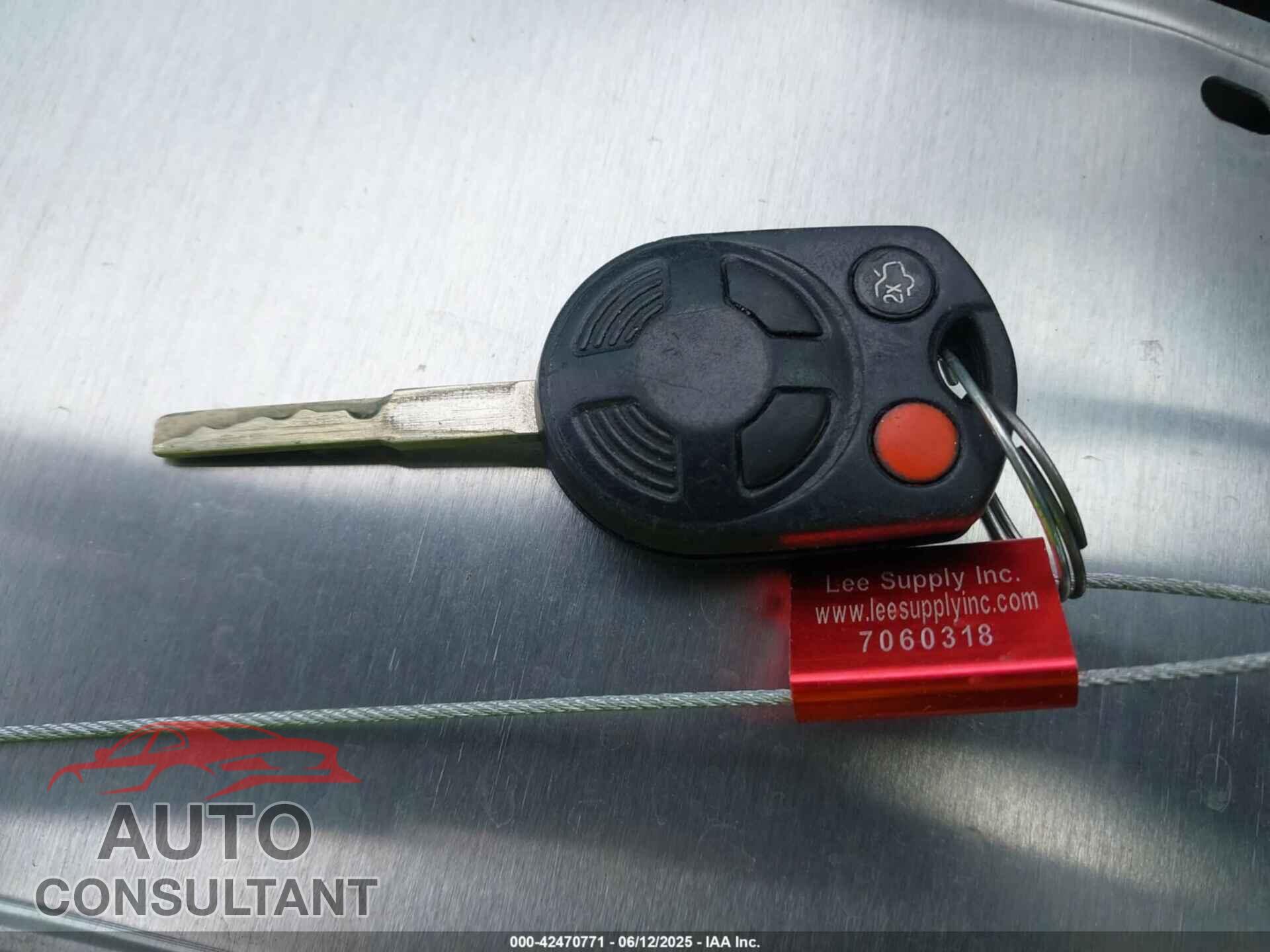 FORD FOCUS 2013 - 1FADP3E28DL320721