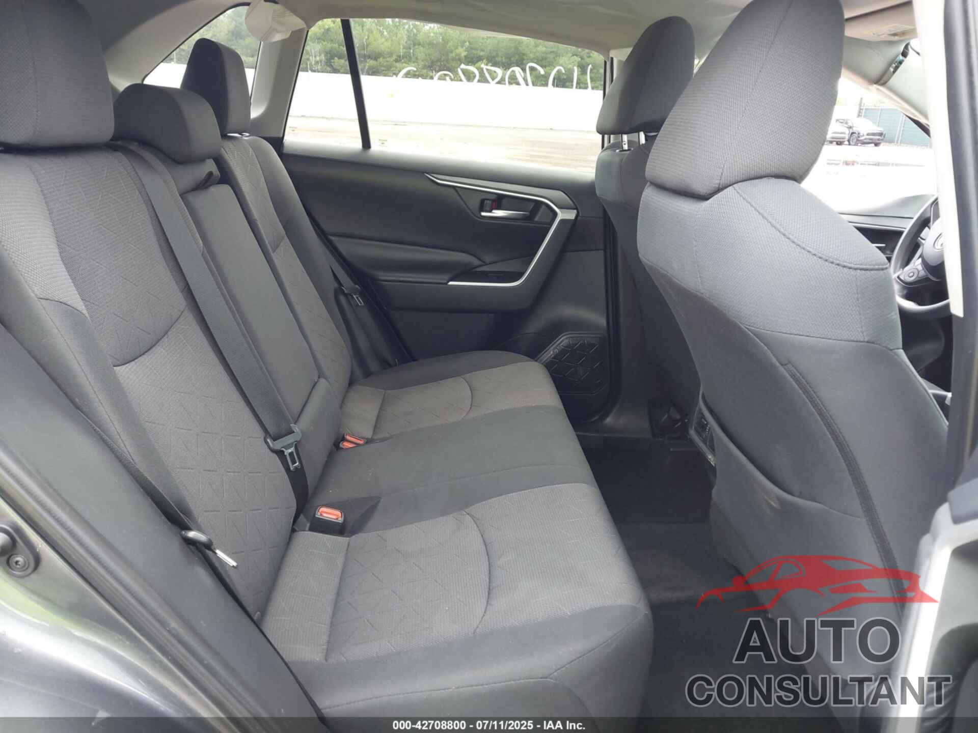 TOYOTA RAV4 2019 - 2T3P1RFV4KC009352