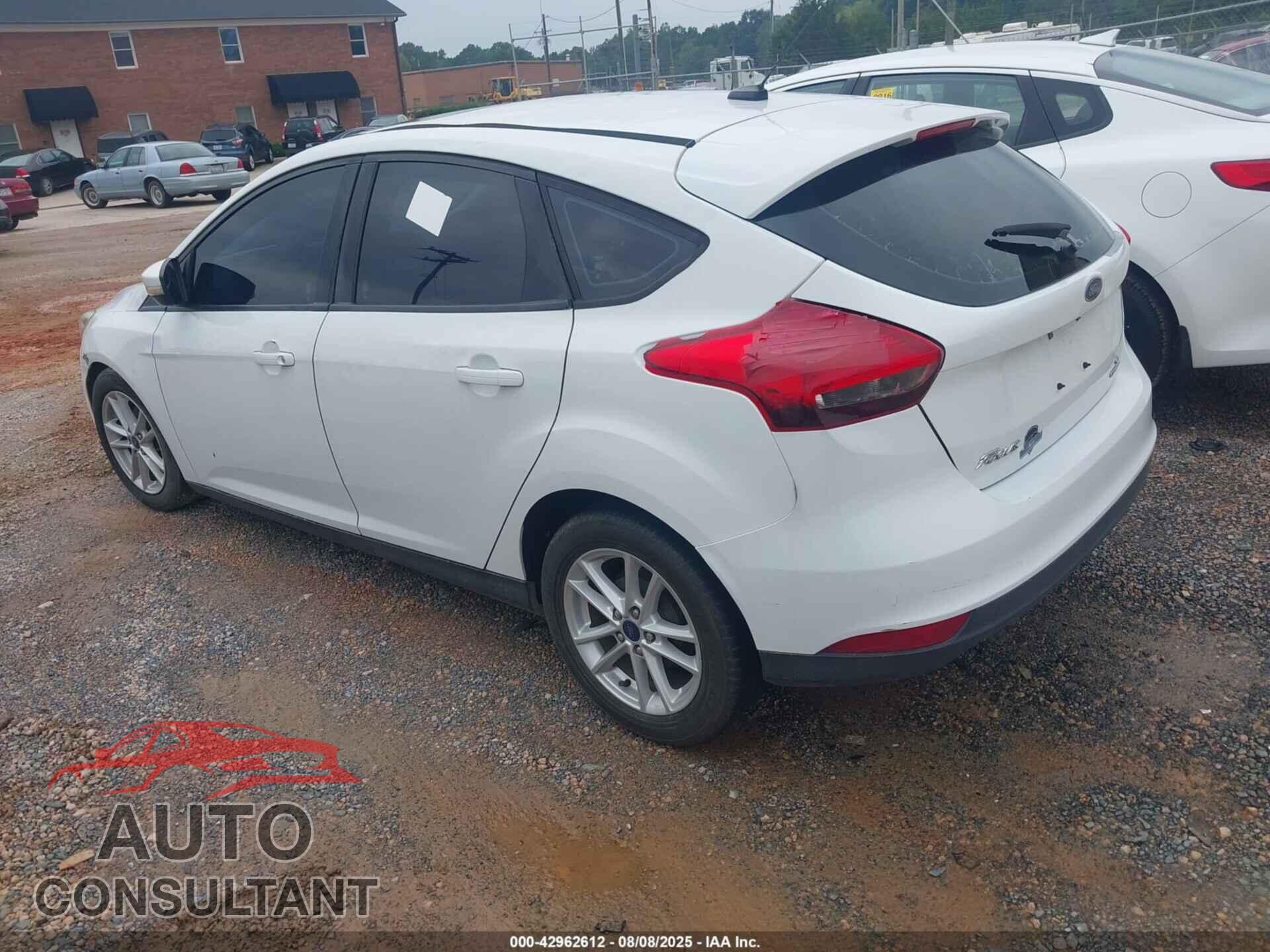 FORD FOCUS 2016 - 1FADP3K20GL290364