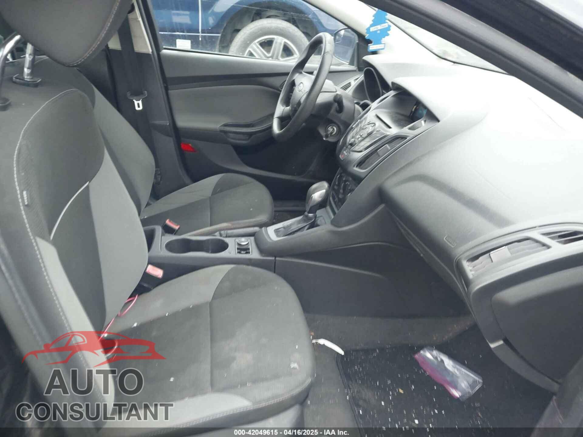 FORD FOCUS 2013 - 1FADP3E20DL274639