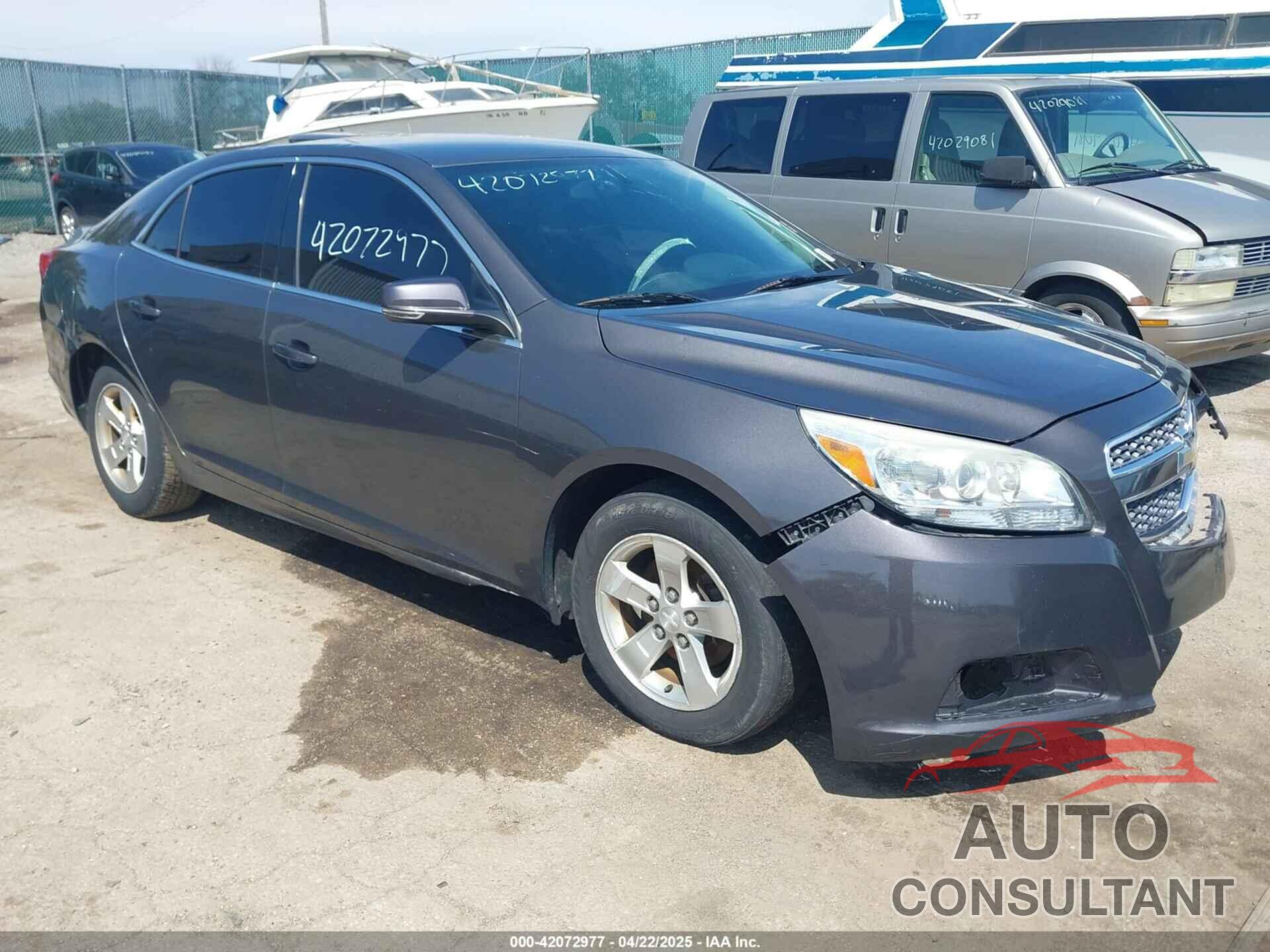 CHEVROLET MALIBU 2013 - 1G11C5SA0DF300132