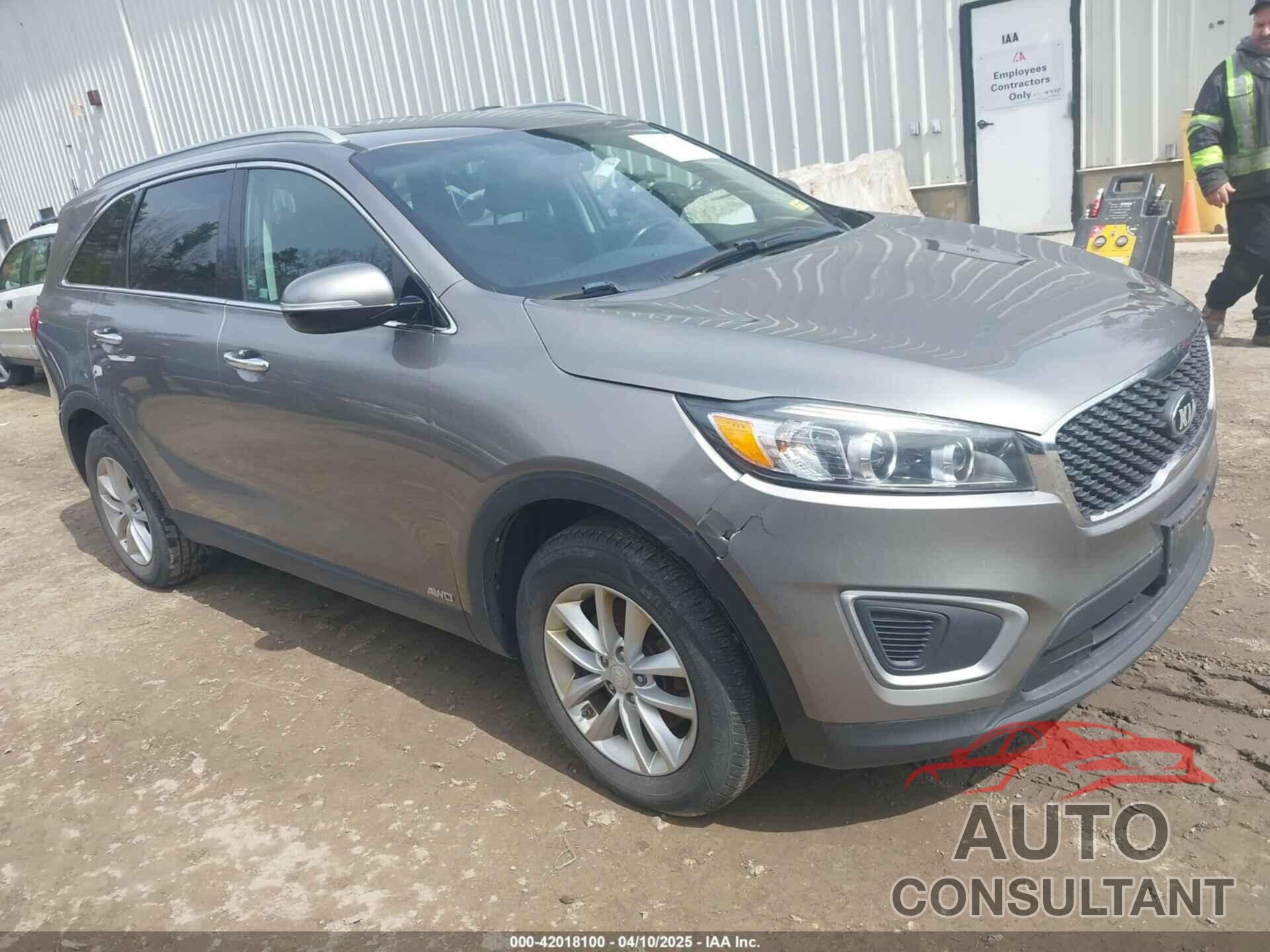 KIA SORENTO 2018 - 5XYPGDA36JG403695