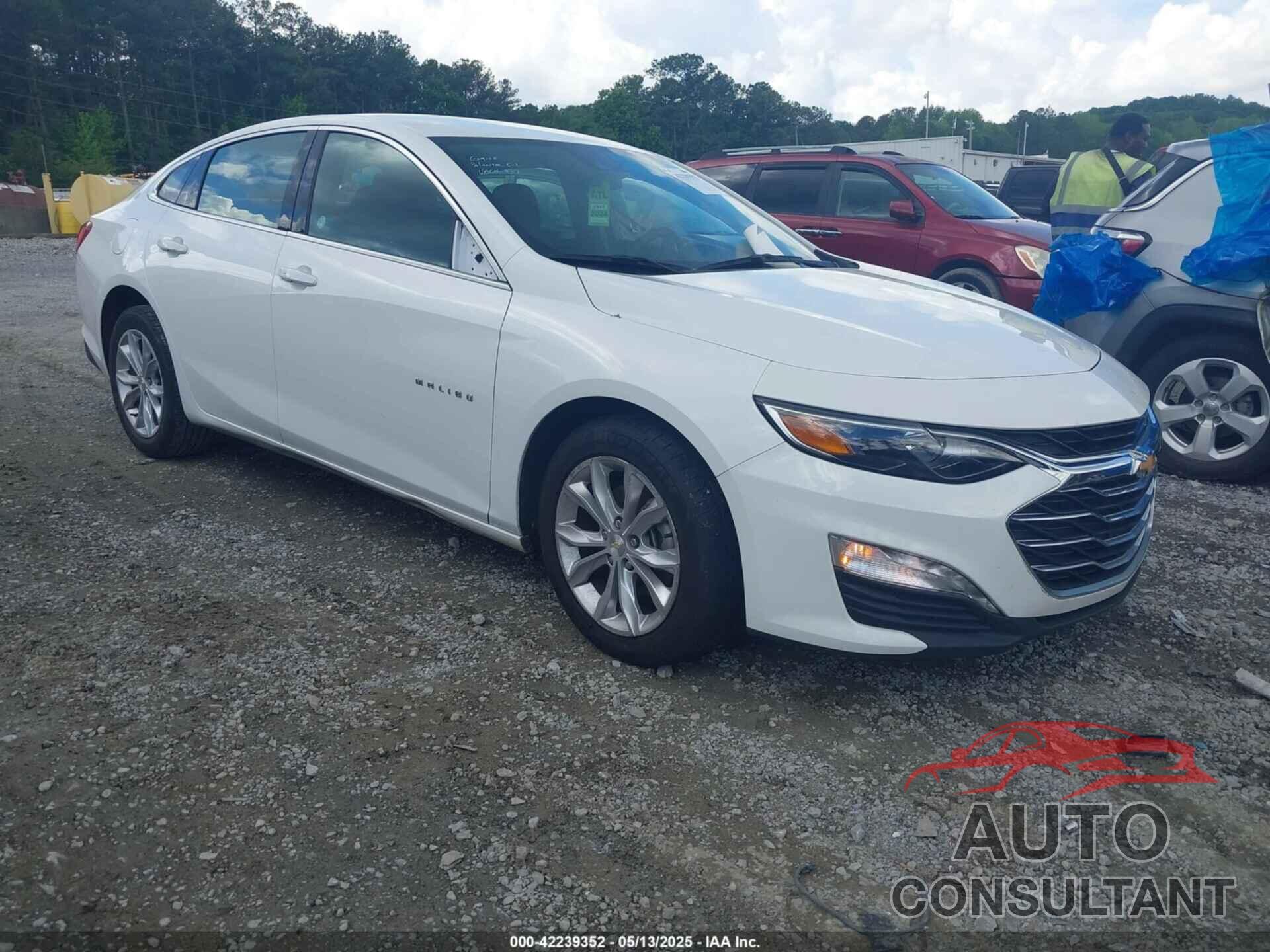 CHEVROLET MALIBU 2023 - 1G1ZD5STXPF232377