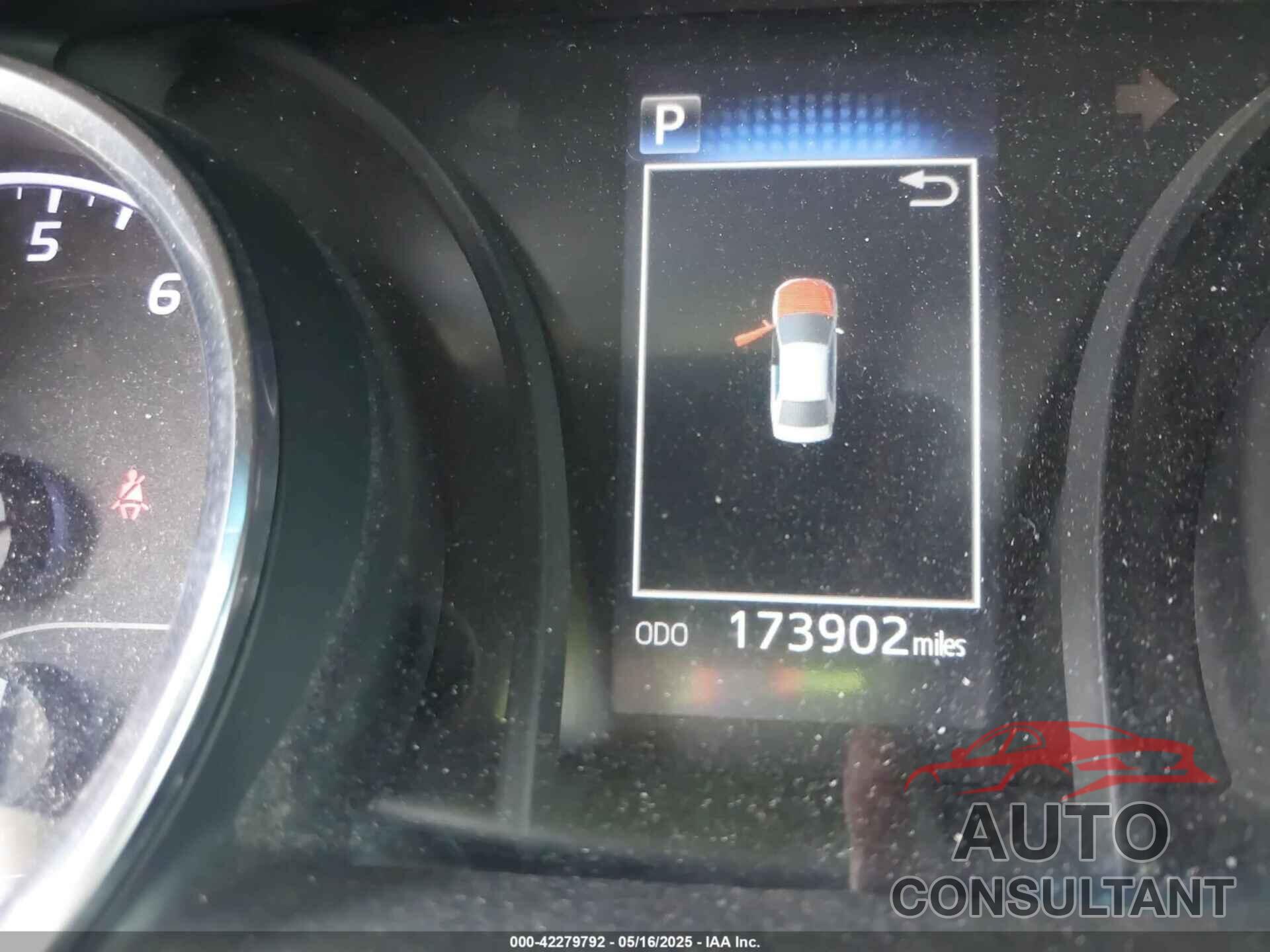 TOYOTA CAMRY 2018 - 4T1B11HK2JU150201