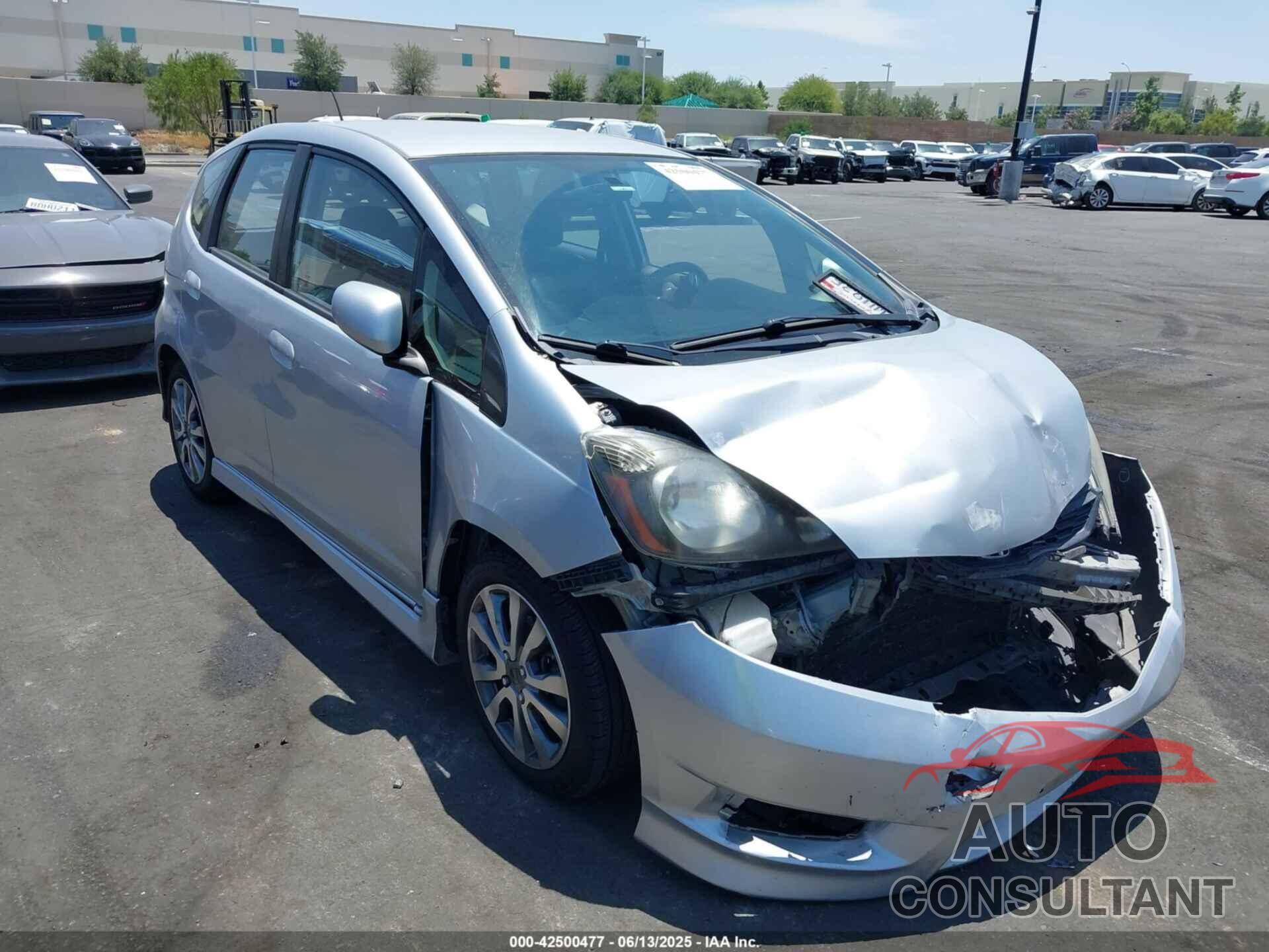 HONDA FIT 2012 - JHMGE8H54CC017996