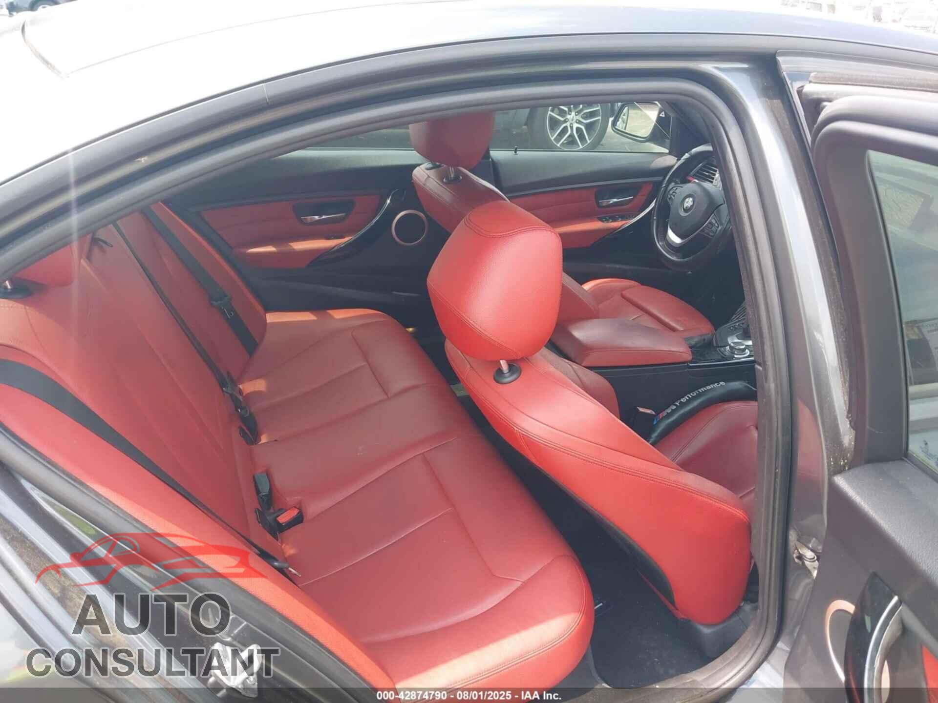 BMW 335I 2013 - WBA3A9G55DNP37765