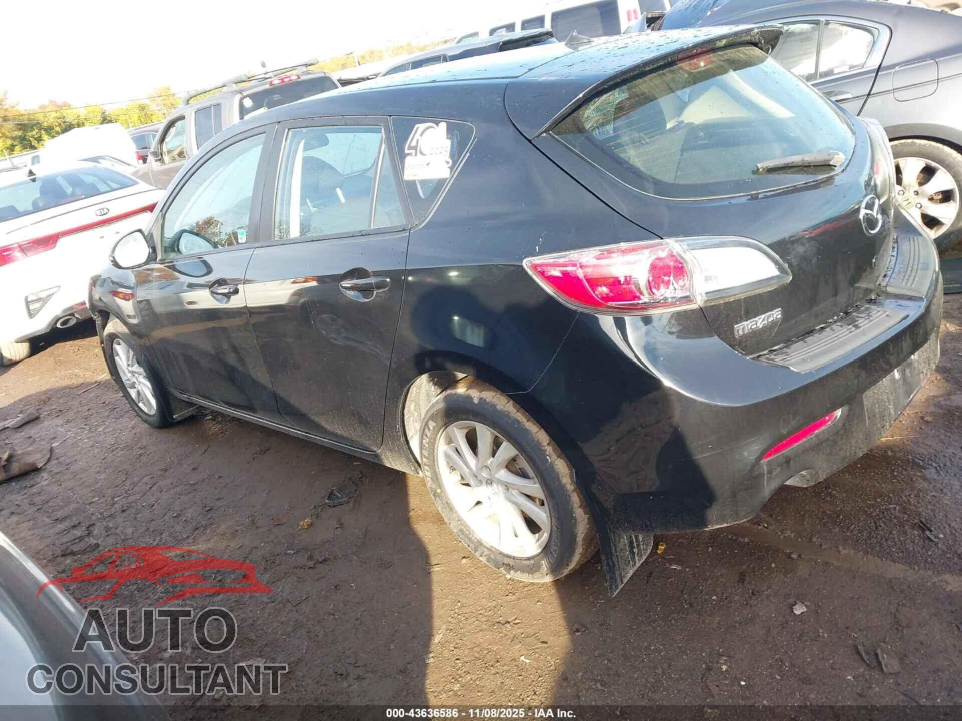 MAZDA MAZDA3 2012 - JM1BL1L83C1653038