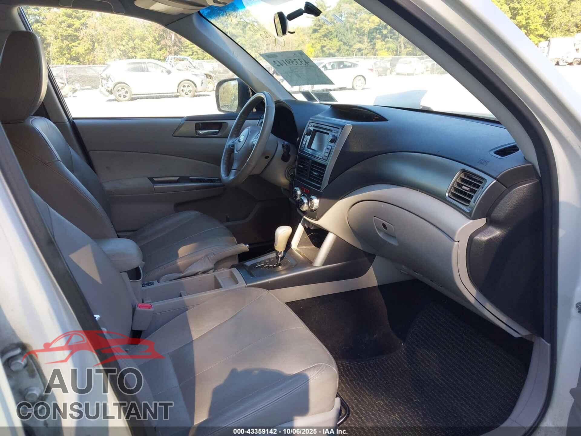 SUBARU FORESTER 2011 - JF2SHAEC1B8755562
