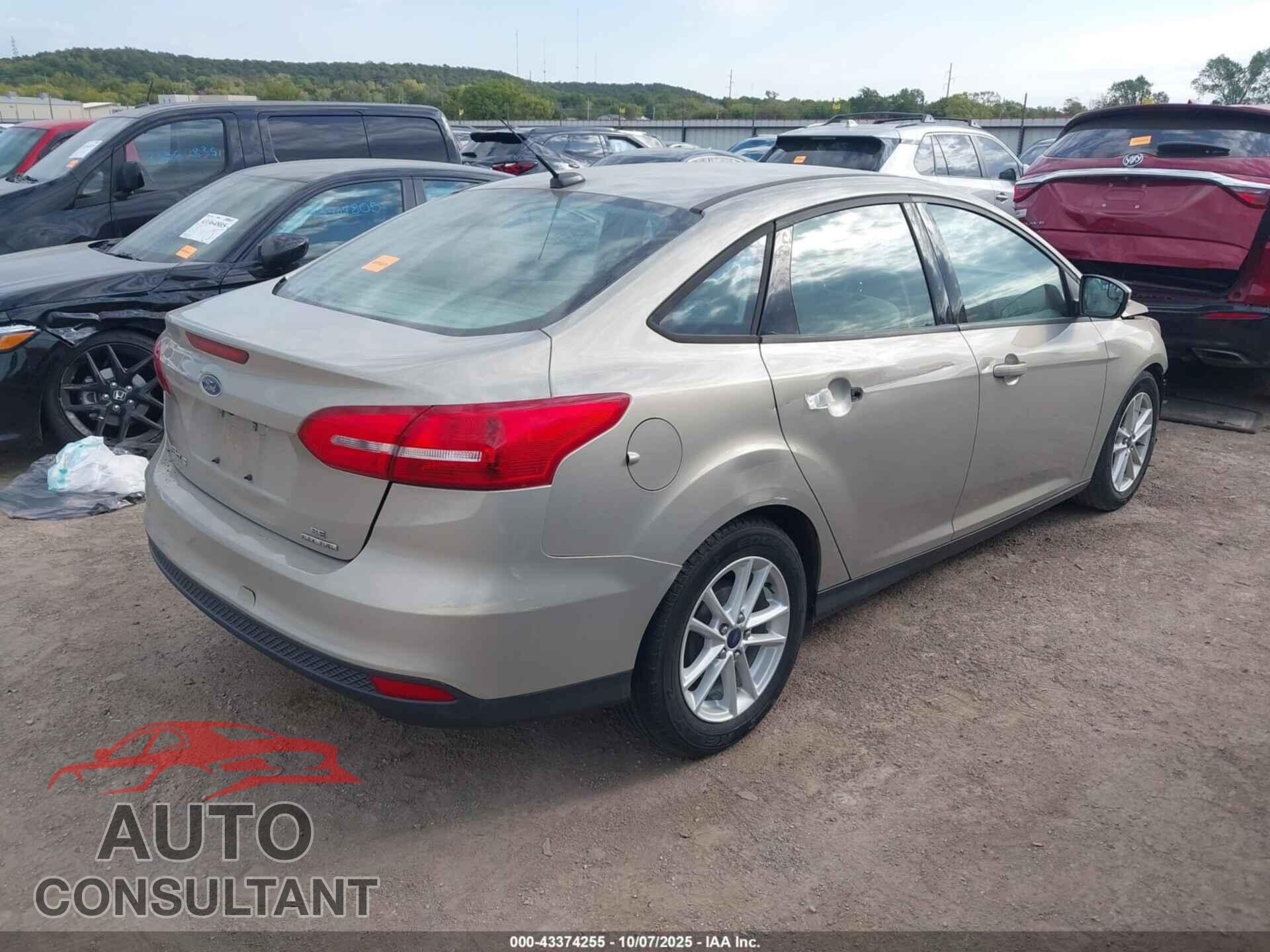 FORD FOCUS 2016 - 1FADP3F29GL212353