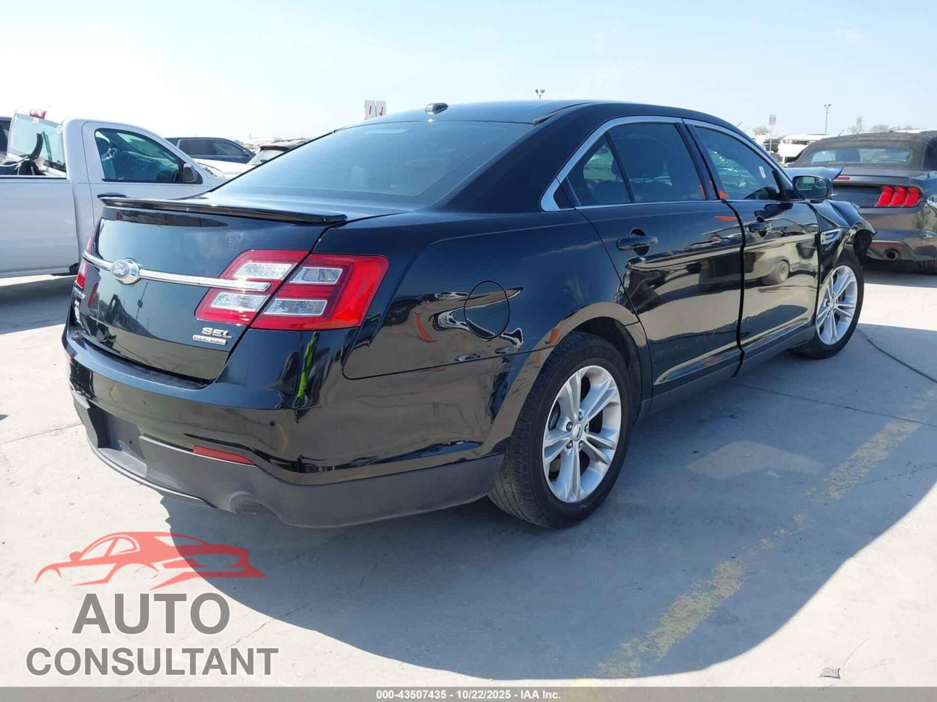 FORD TAURUS 2016 - 1FAHP2E86GG131708