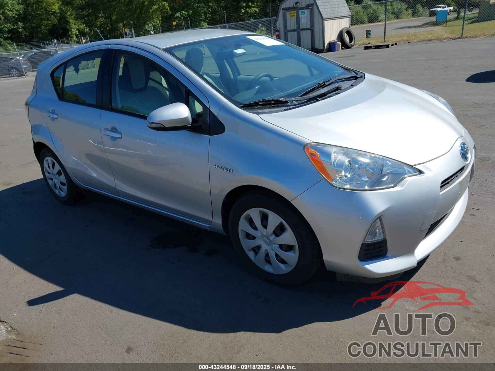TOYOTA PRIUS C 2014 - JTDKDTB37E1061272
