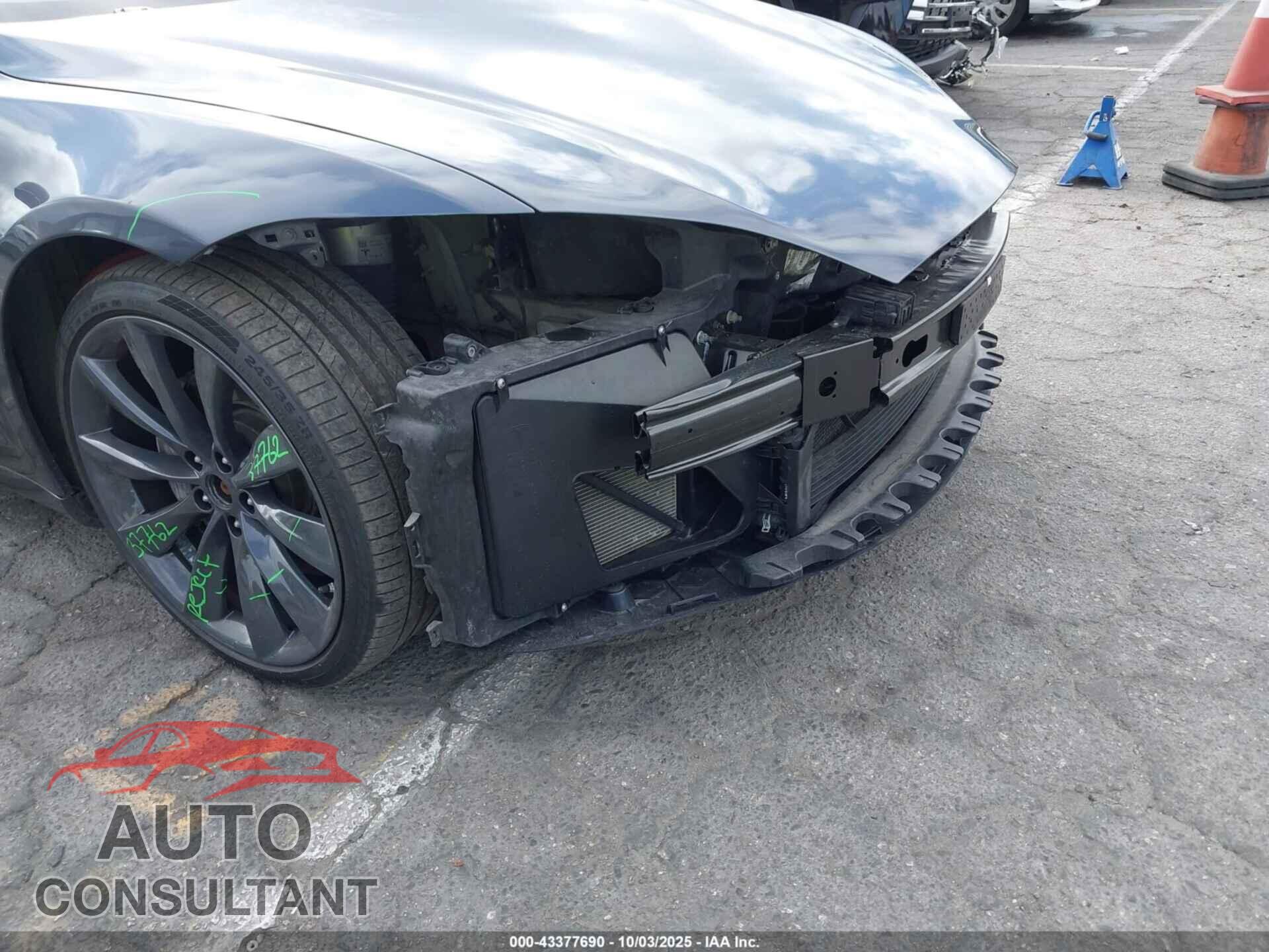 TESLA MODEL S 2017 - 5YJSA1E25HF191224