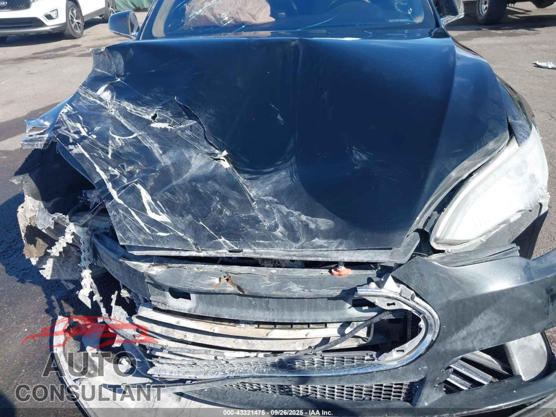 TESLA MODEL S 2012 - 5YJSA1DP8CFP02429
