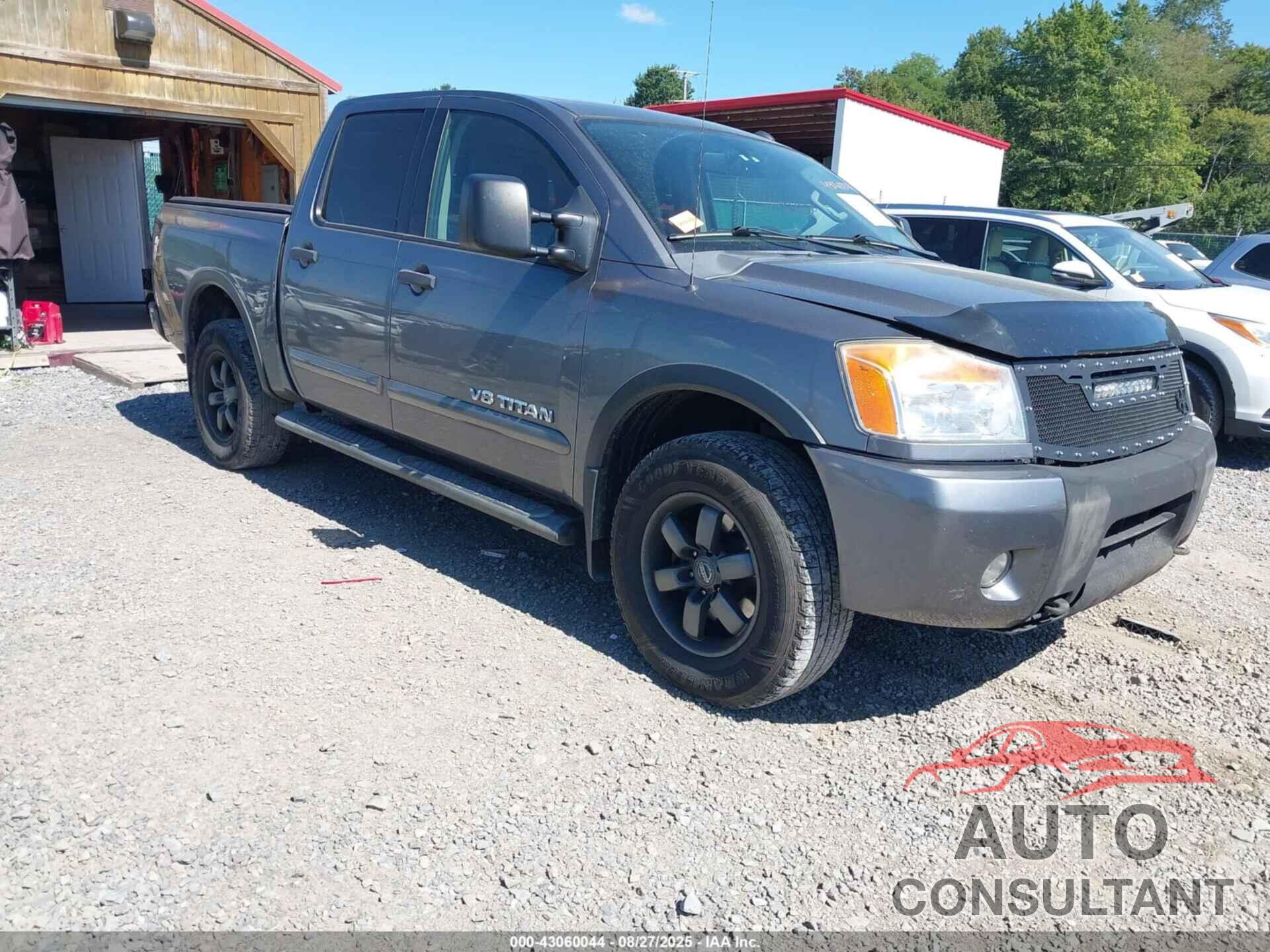 NISSAN TITAN 2015 - 1N6AA0EC3FN506967