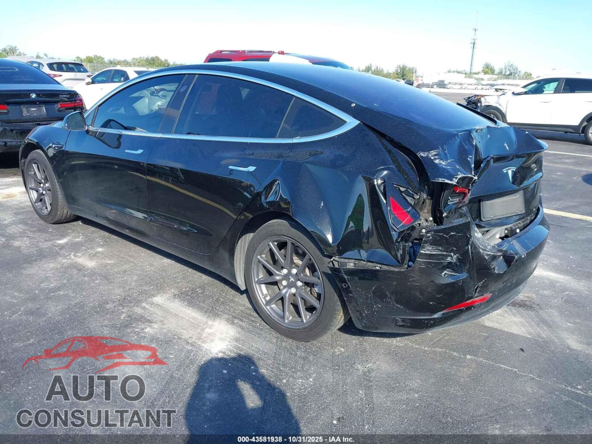 TESLA MODEL 3 2018 - 5YJ3E1EA9JF010079
