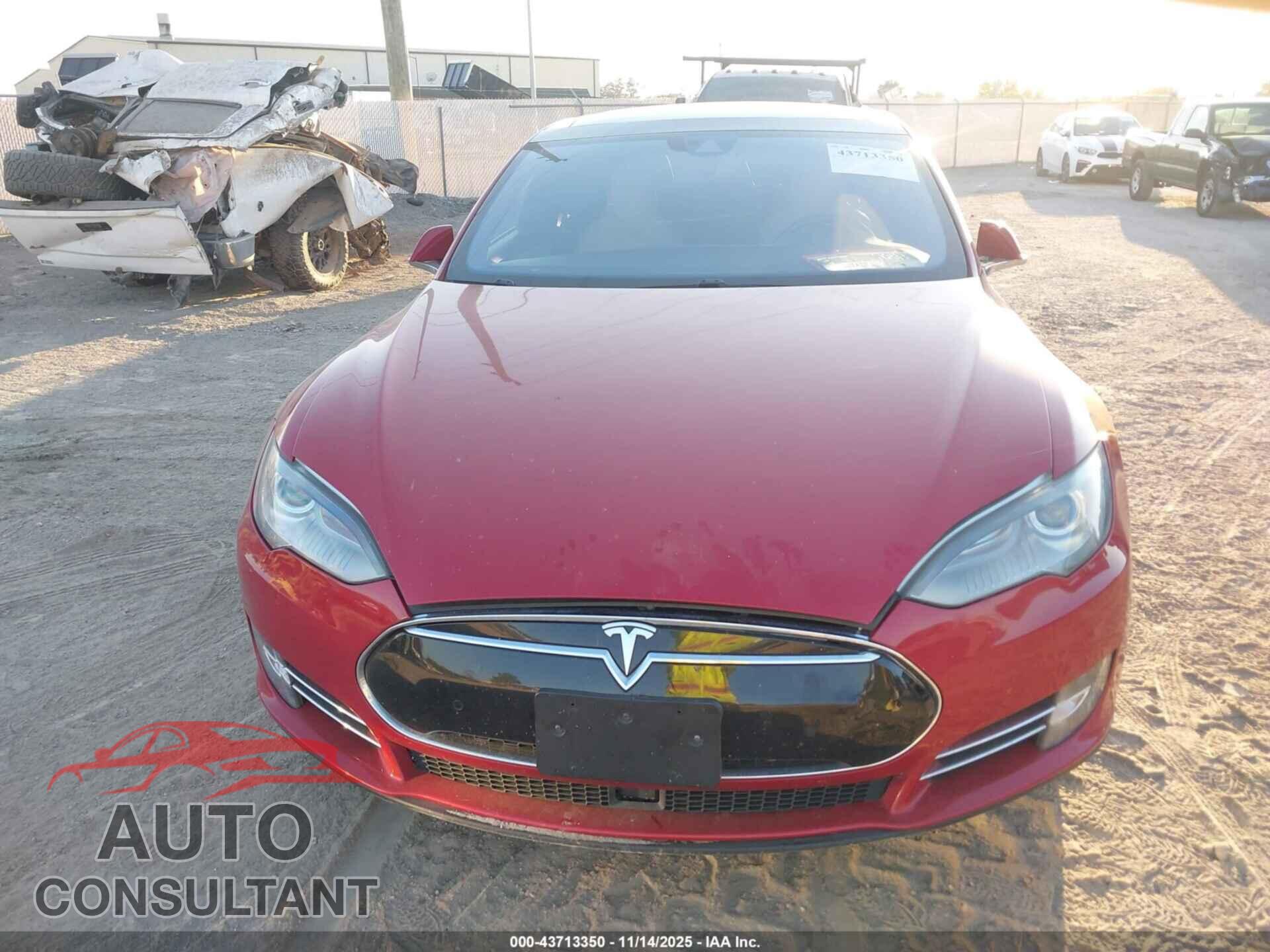 TESLA MODEL S 2015 - 5YJSA1E42FF108430