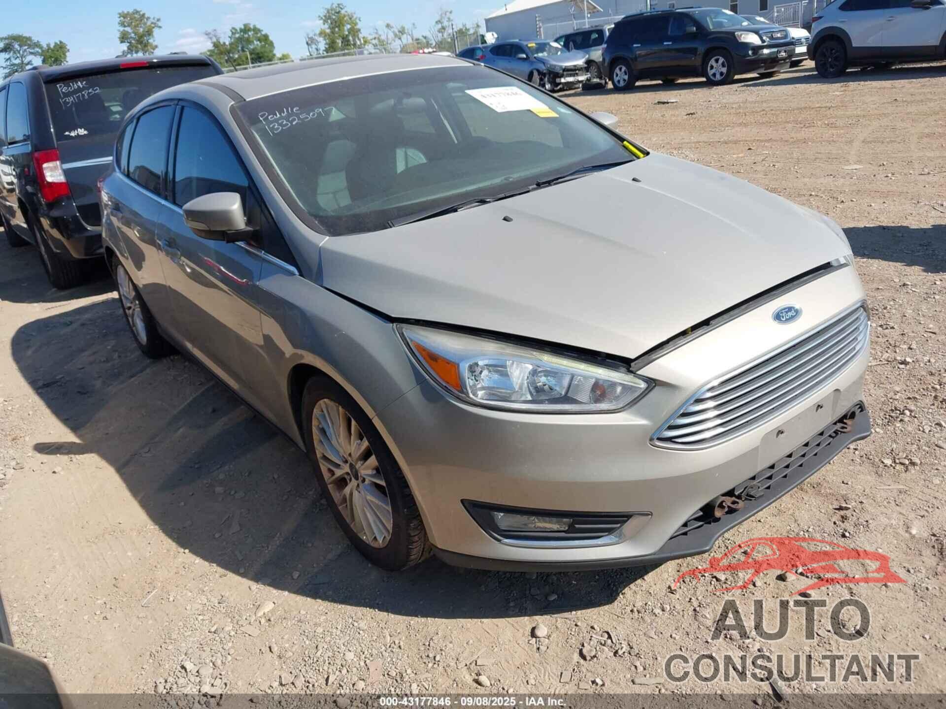FORD FOCUS 2015 - 1FADP3N20FL373724