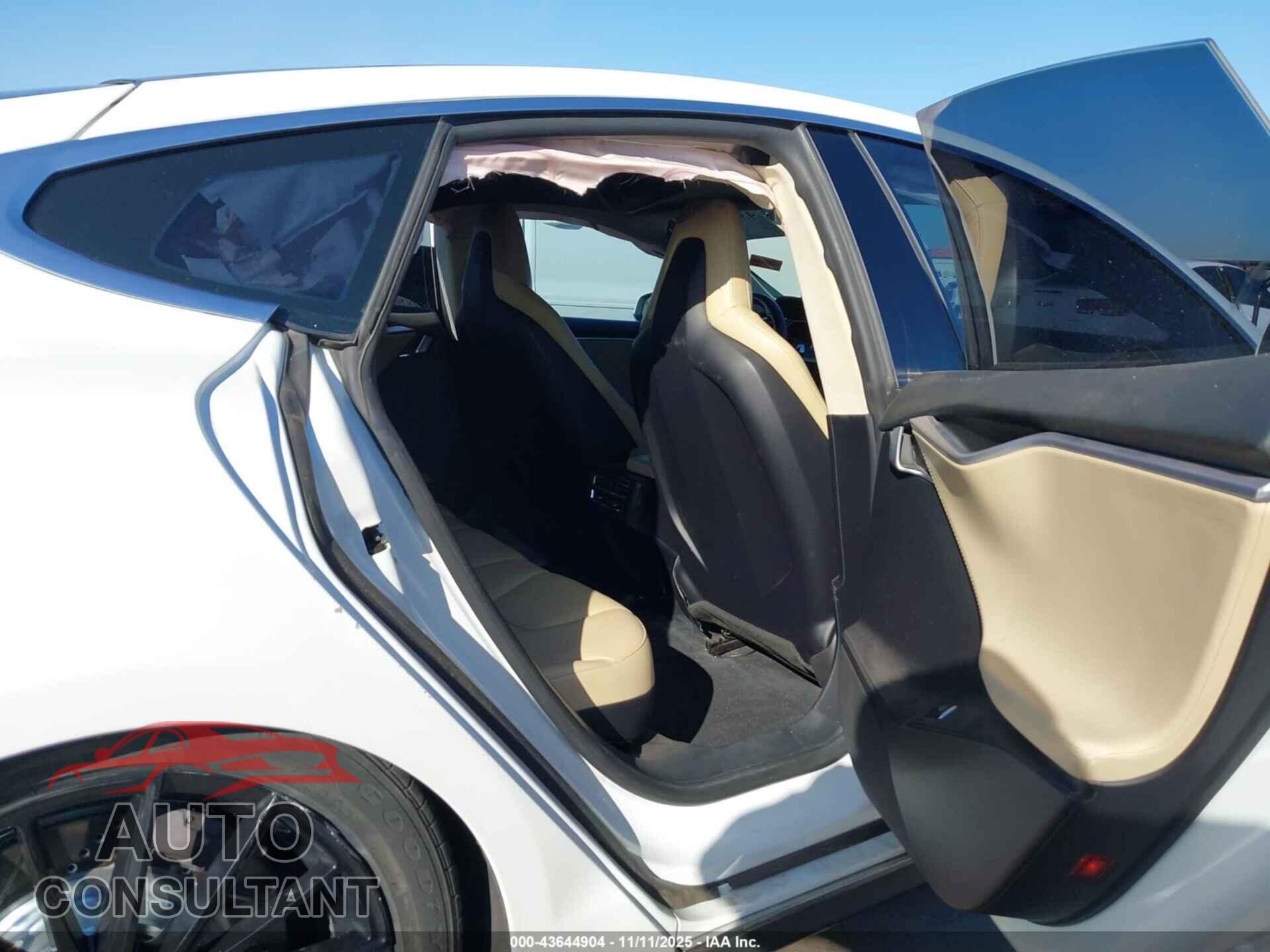 TESLA MODEL S 2012 - 5YJSA1DN6CFS00369