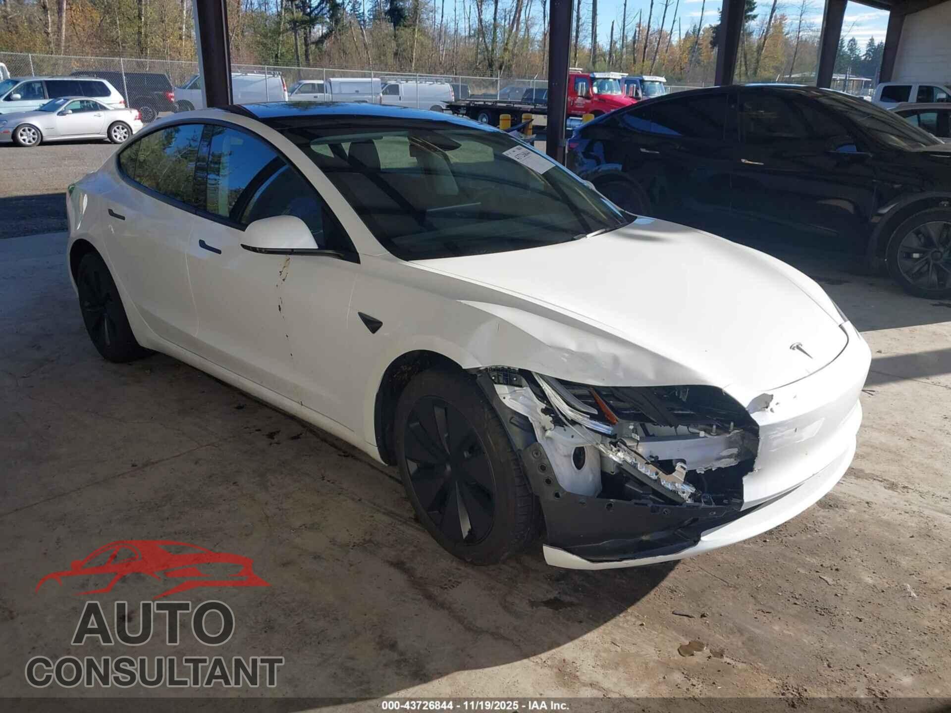TESLA MODEL 3 2024 - 5YJ3E1EA9RF866476