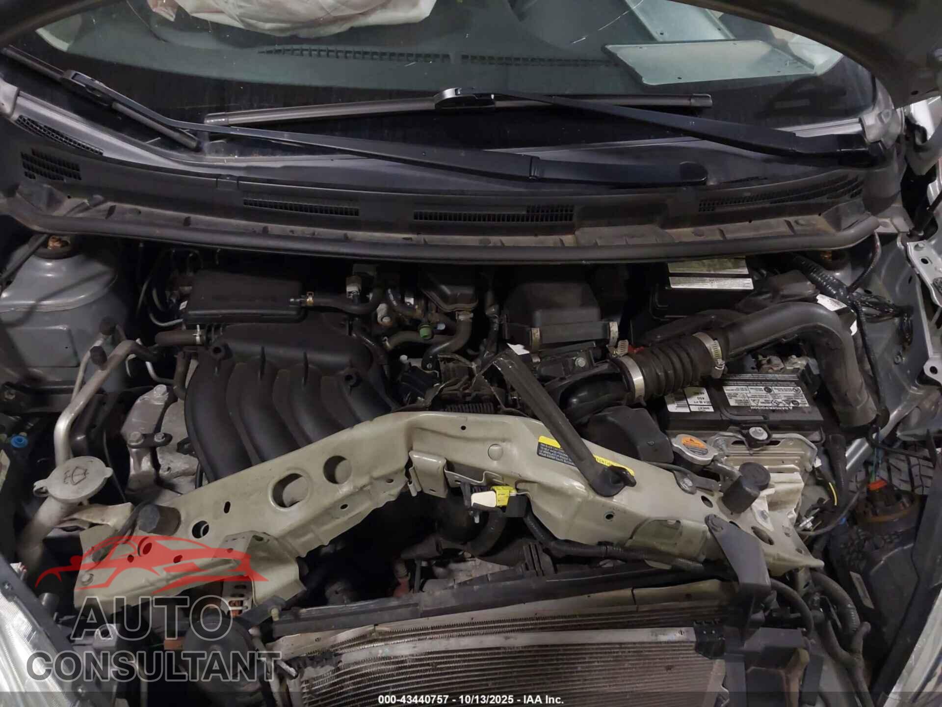 NISSAN VERSA NOTE 2015 - 3N1CE2CP3FL424970