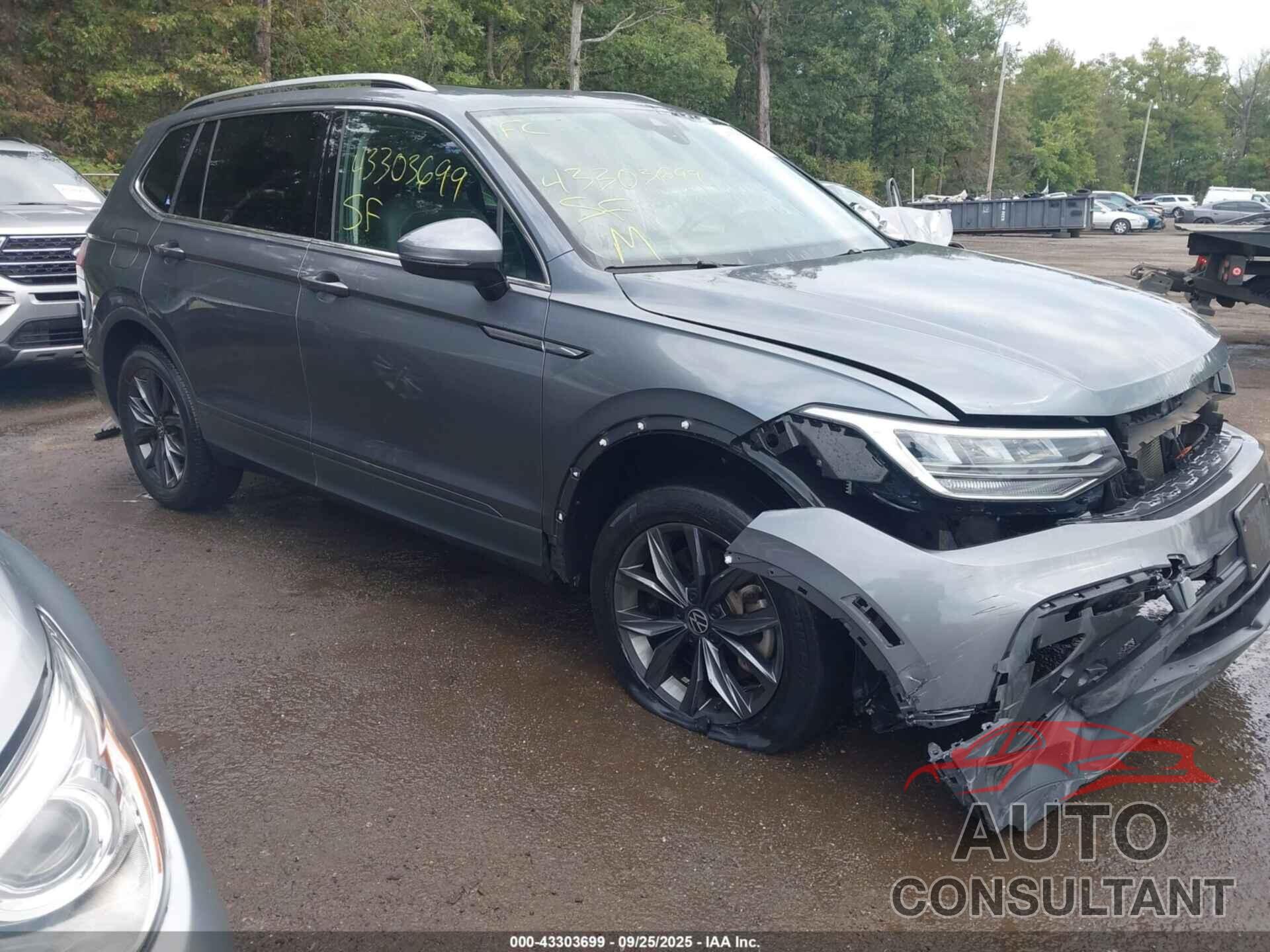 VOLKSWAGEN TIGUAN 2022 - 3VV2B7AX3NM067107