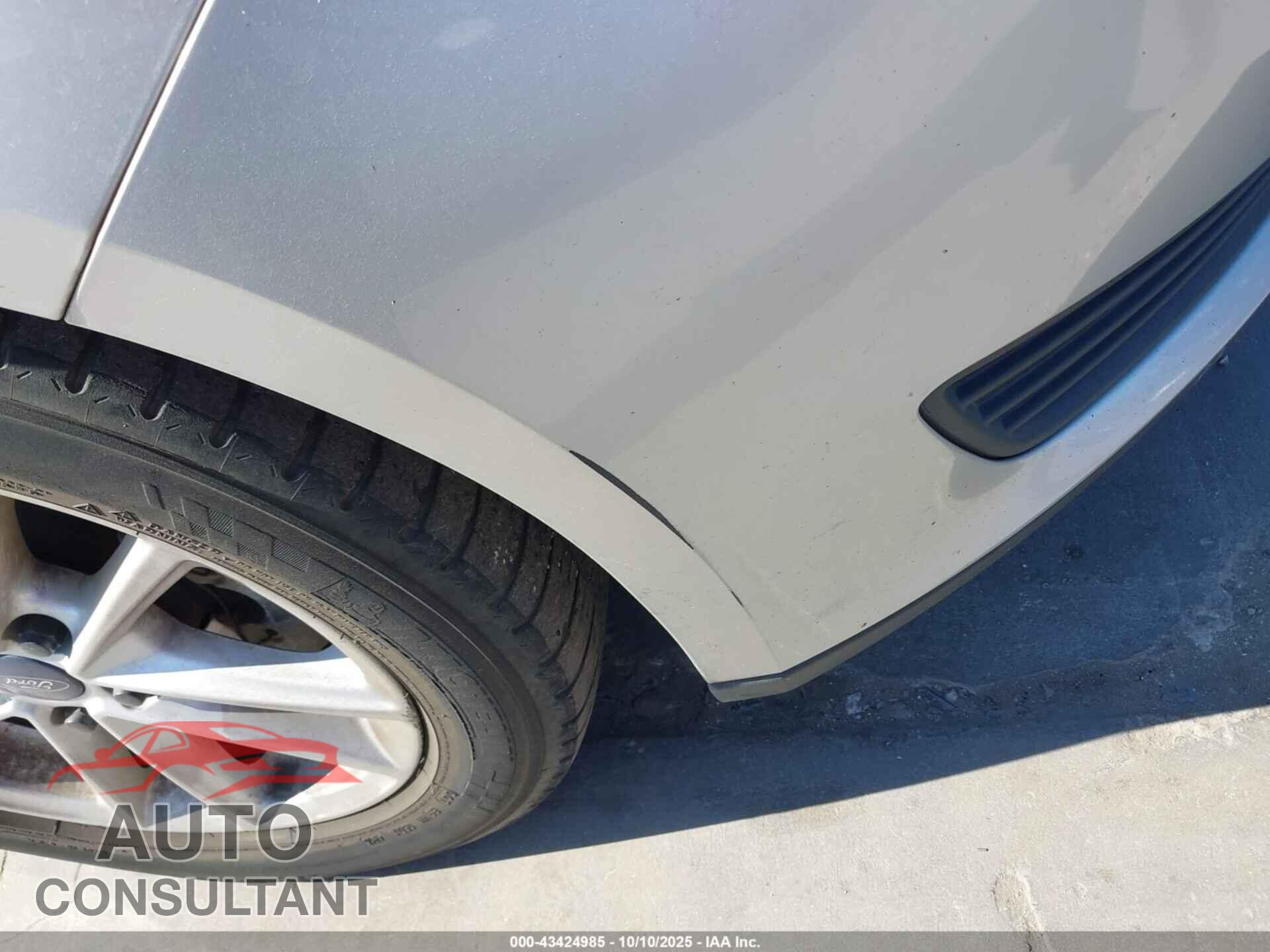 FORD FOCUS 2015 - 1FADP3K21FL244864