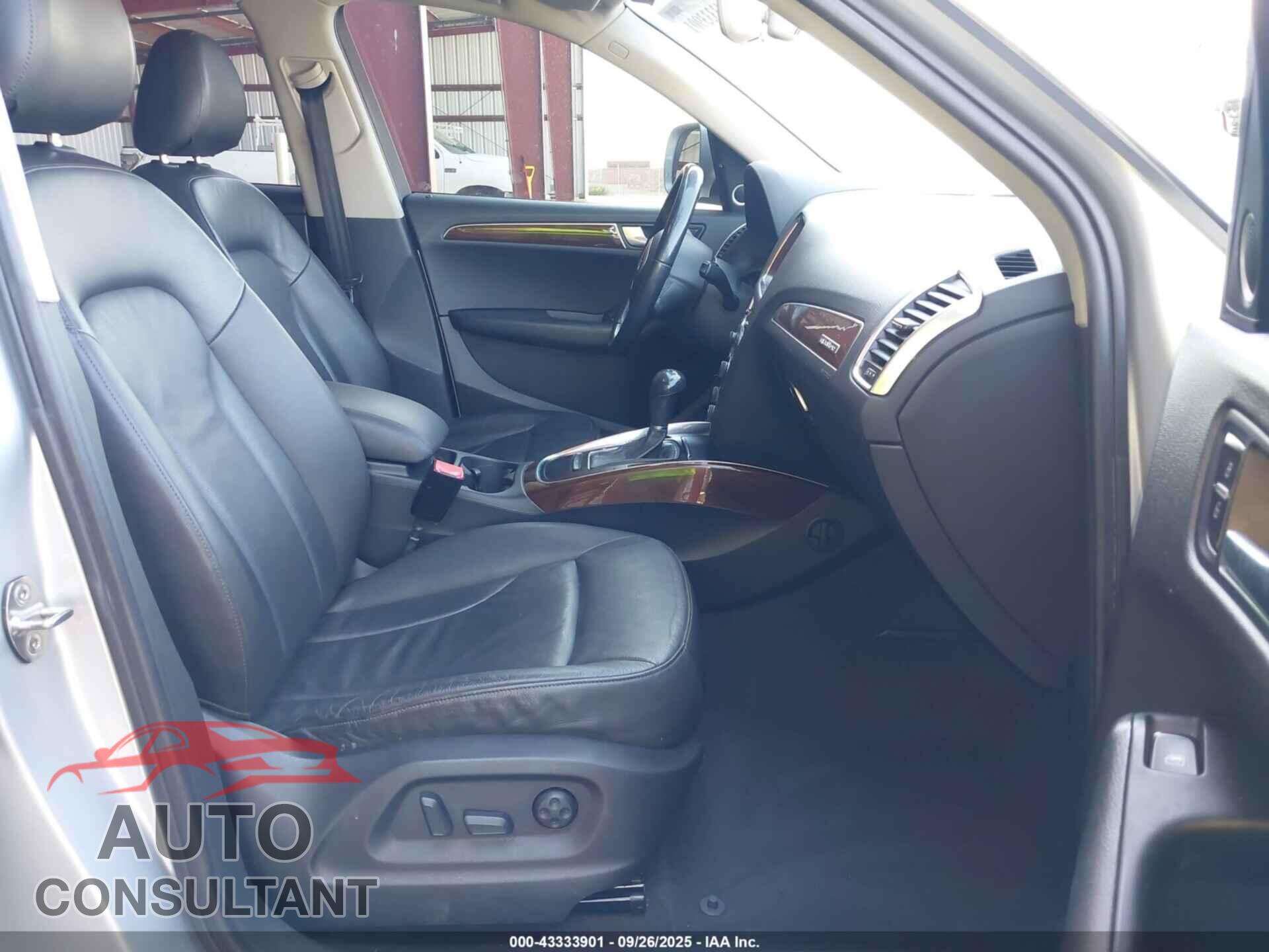 AUDI Q5 2011 - WA1CFBFP7BA009913