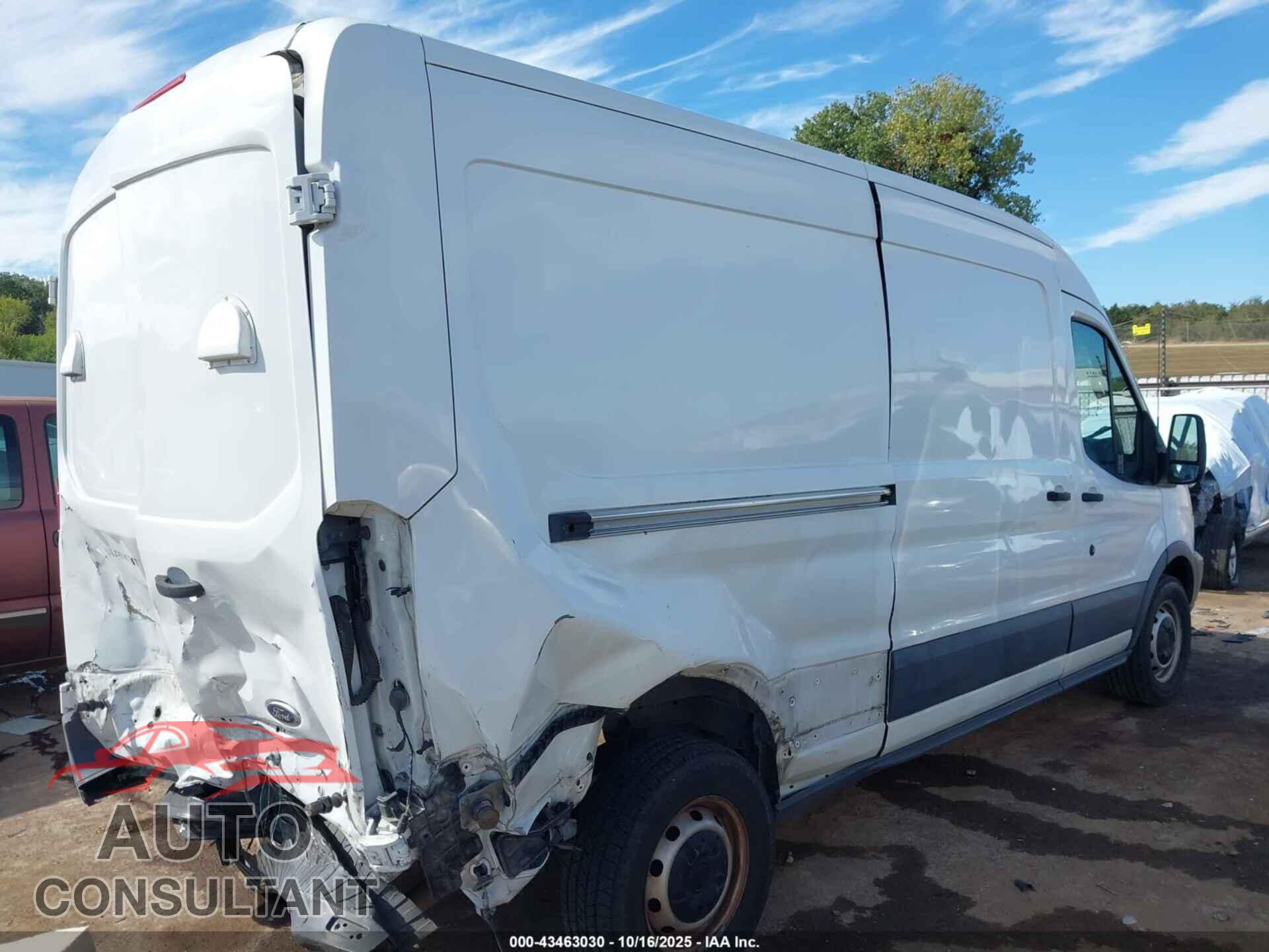 FORD TRANSIT-150 2017 - 1FTYE2CM2HKA44595