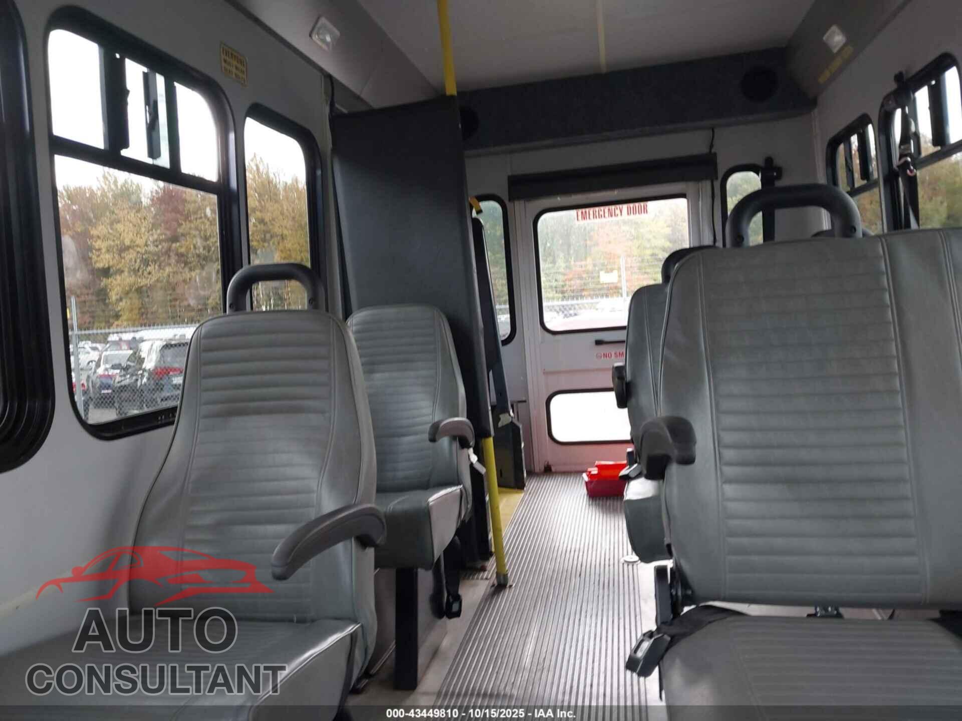 FORD E-350 CUTAWAY 2016 - 1FDEE3FL4GDC13106