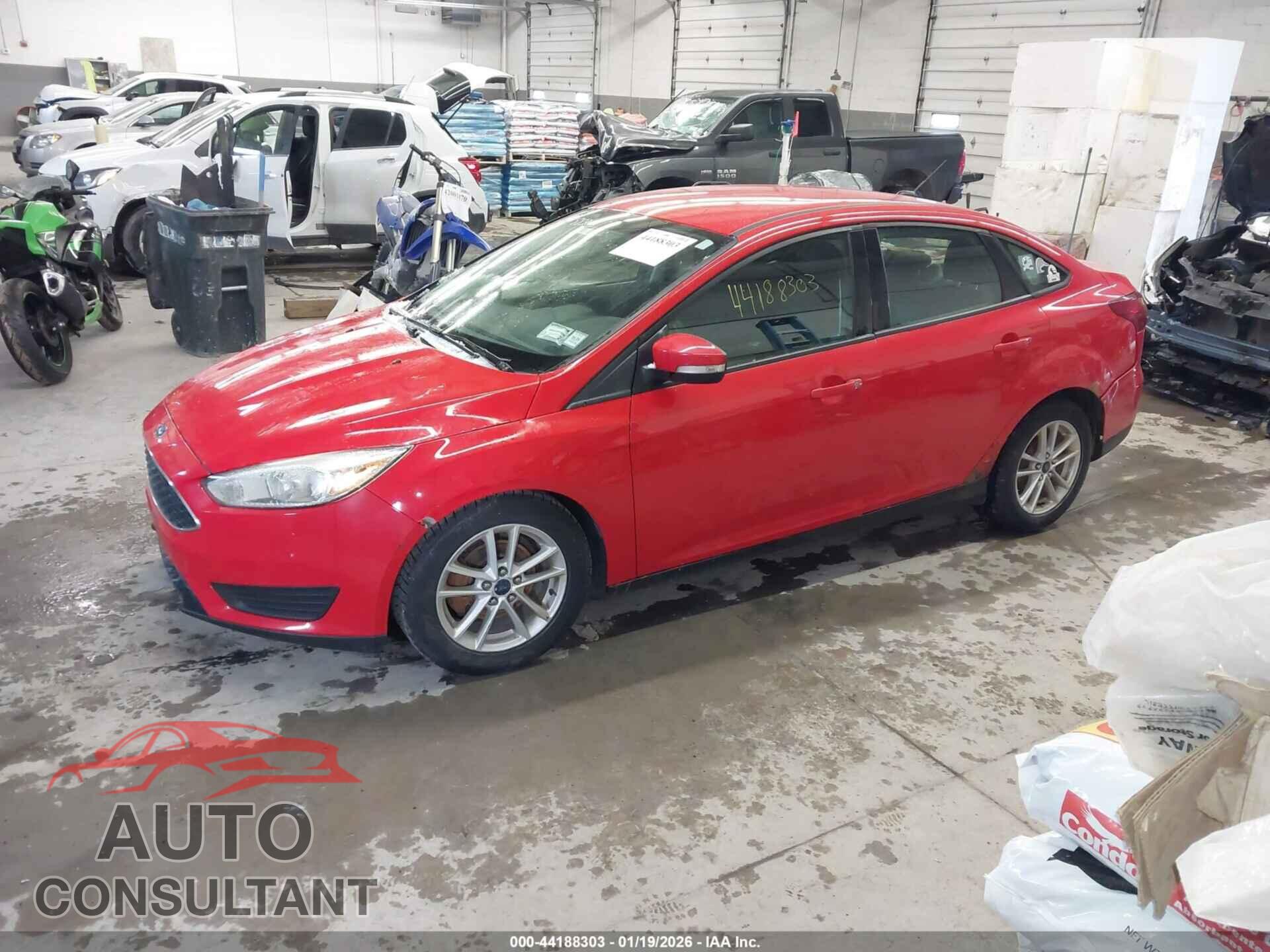 FORD FOCUS 2017 - 1FADP3F26HL221979