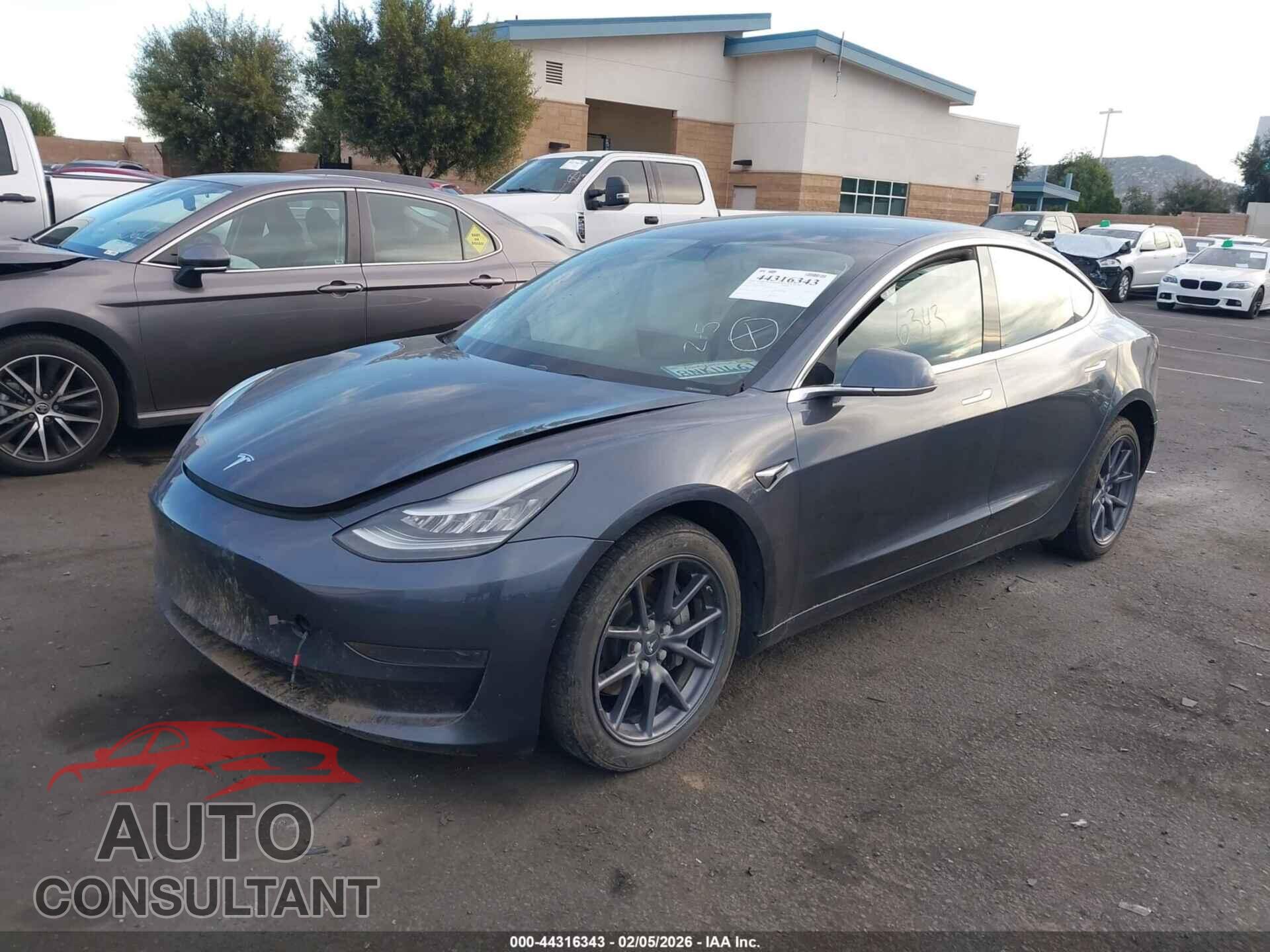 TESLA MODEL 3 2020 - 5YJ3E1EA9LF630210