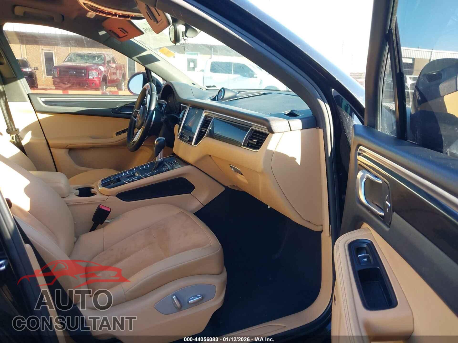 PORSCHE MACAN 2018 - WP1AA2A57JLB05219