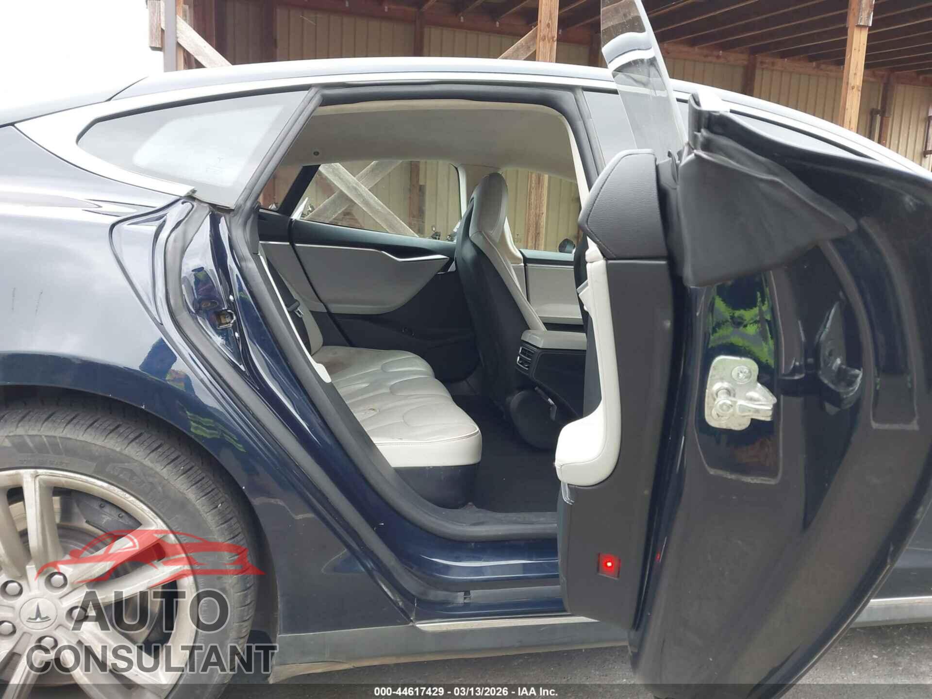 TESLA MODEL S 2014 - 5YJSA1S18EFP60767