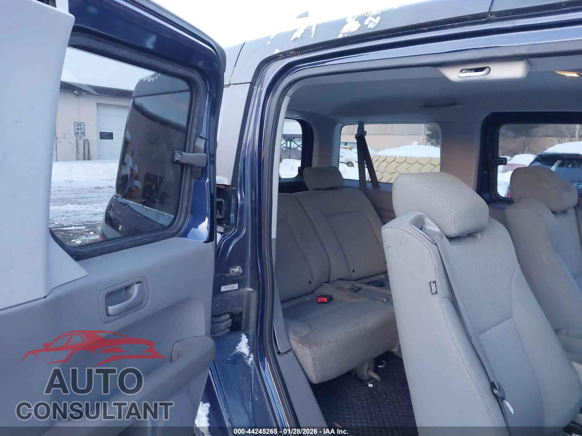 HONDA ELEMENT 2010 - 5J6YH2H77AL001942