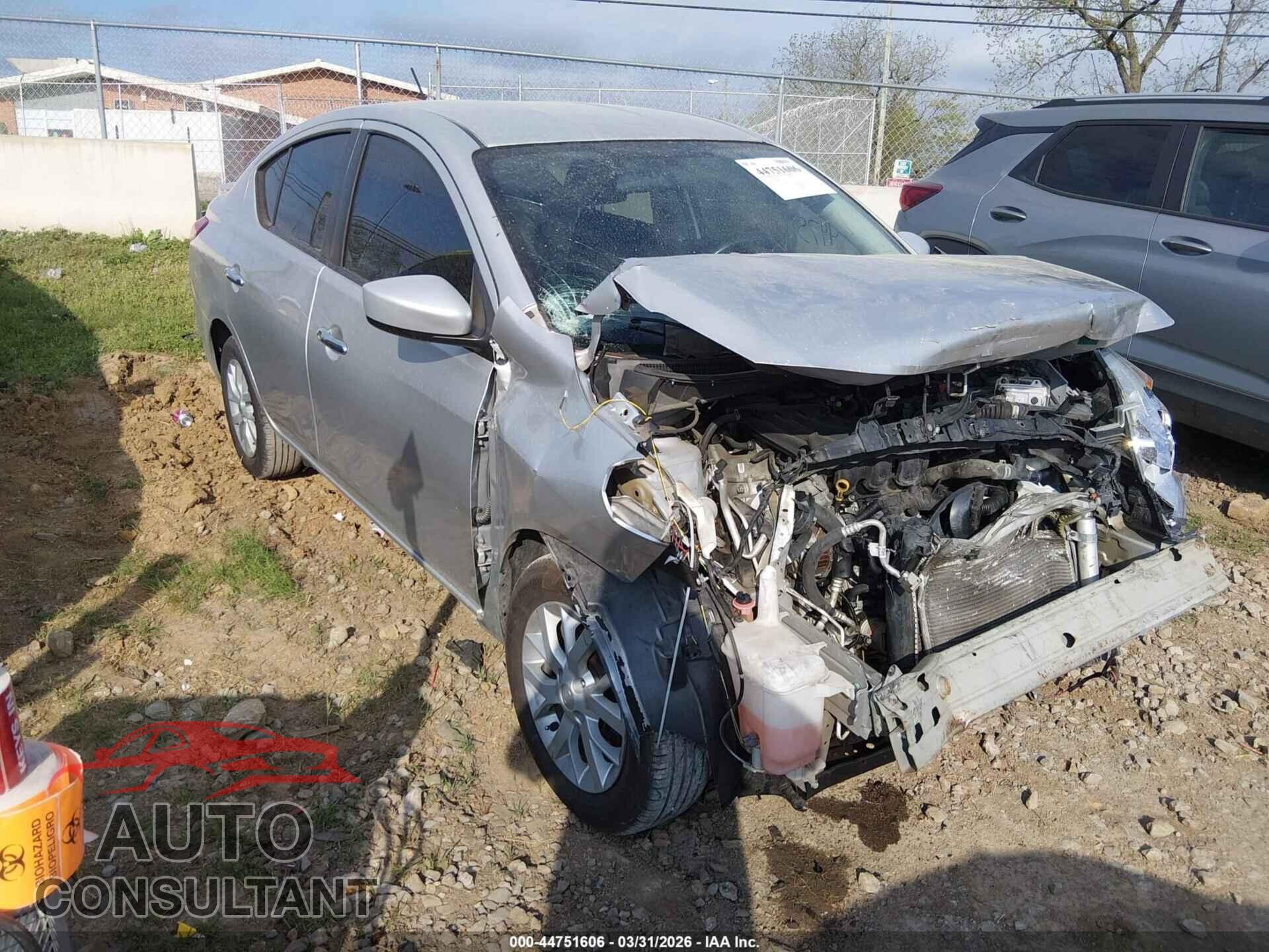 NISSAN VERSA 2019 - 3N1CN7AP3KL828877