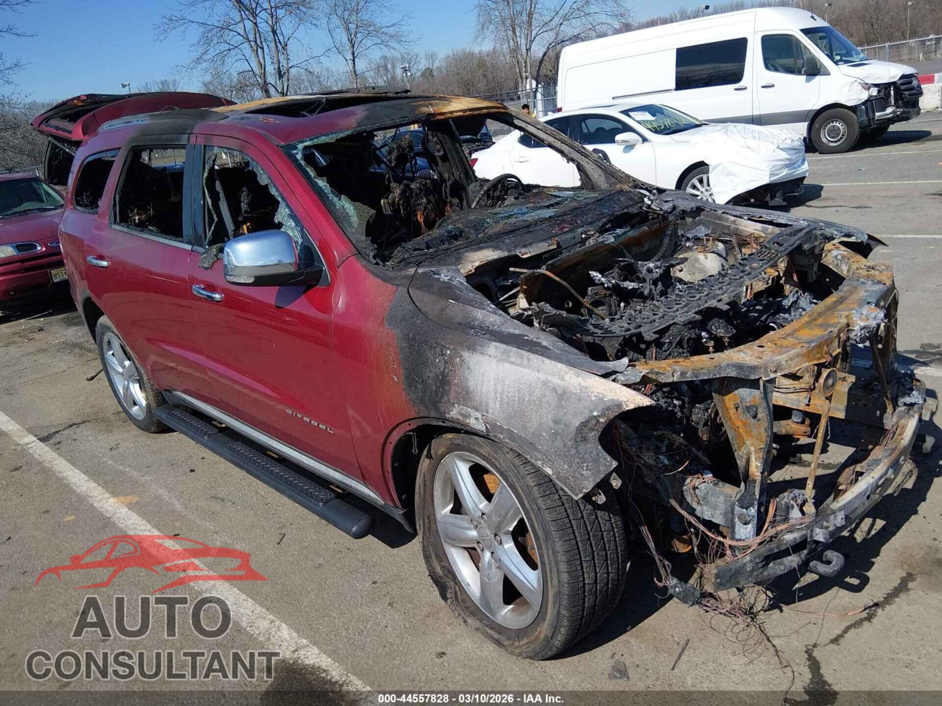 DODGE DURANGO 2013 - 1C4RDJEG5DC614232